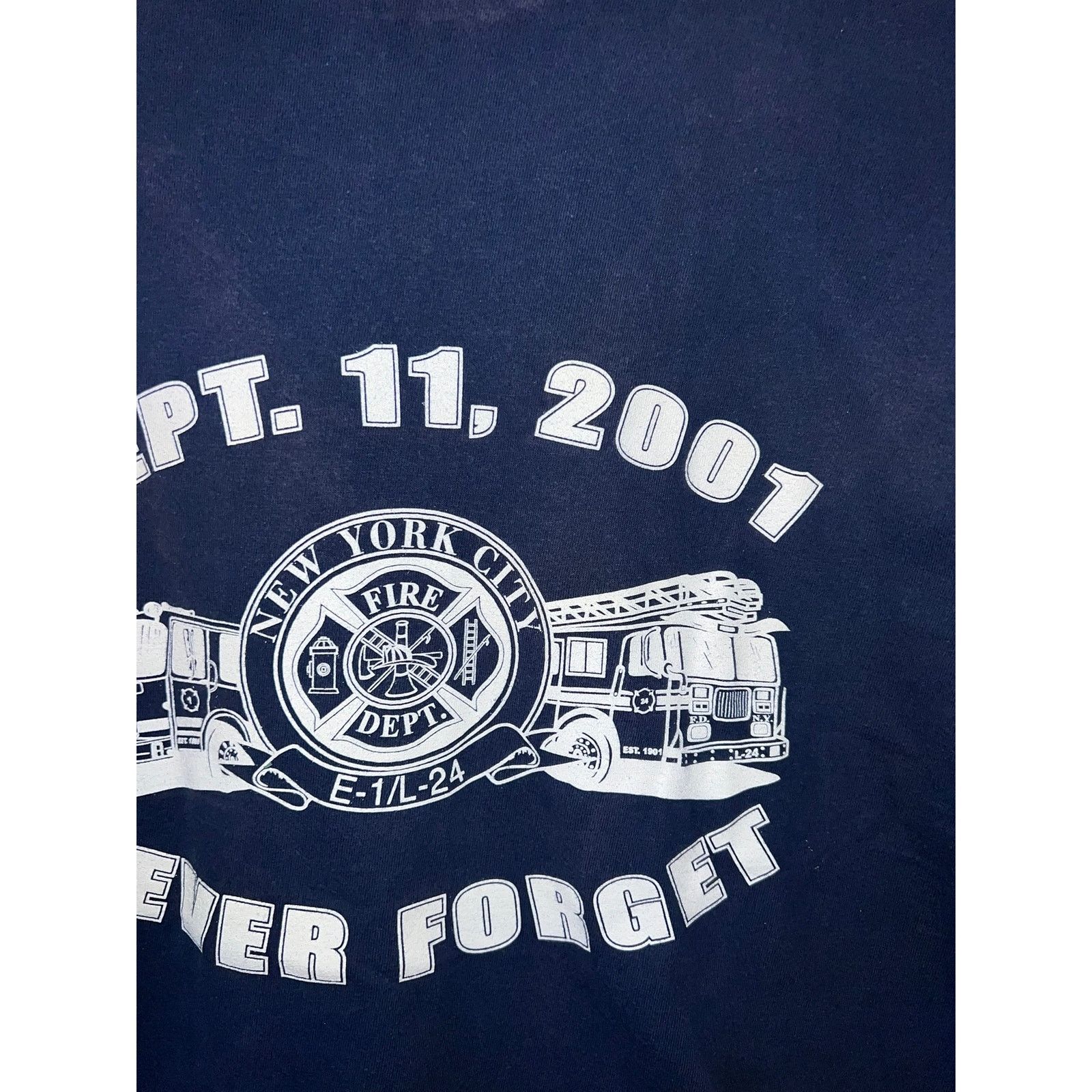 Hanes Vintage 9/11 Shirt Palmdale Airport Fire Sept 11 09-11-01 XL Size US XL / EU 56 / 4 - 8 Thumbnail