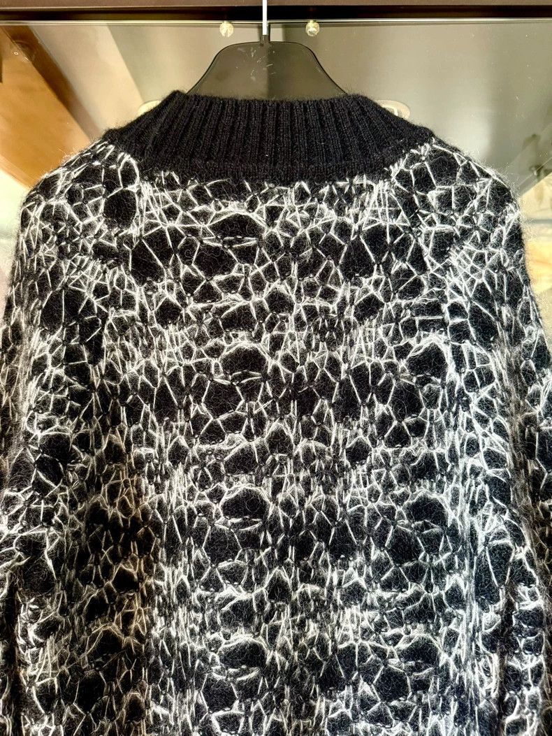 Saint Laurent Paris Saint Laurent Paris 20 FW runway black and white mohair kn Size US M / EU 48-50 / 2 - 5 Thumbnail
