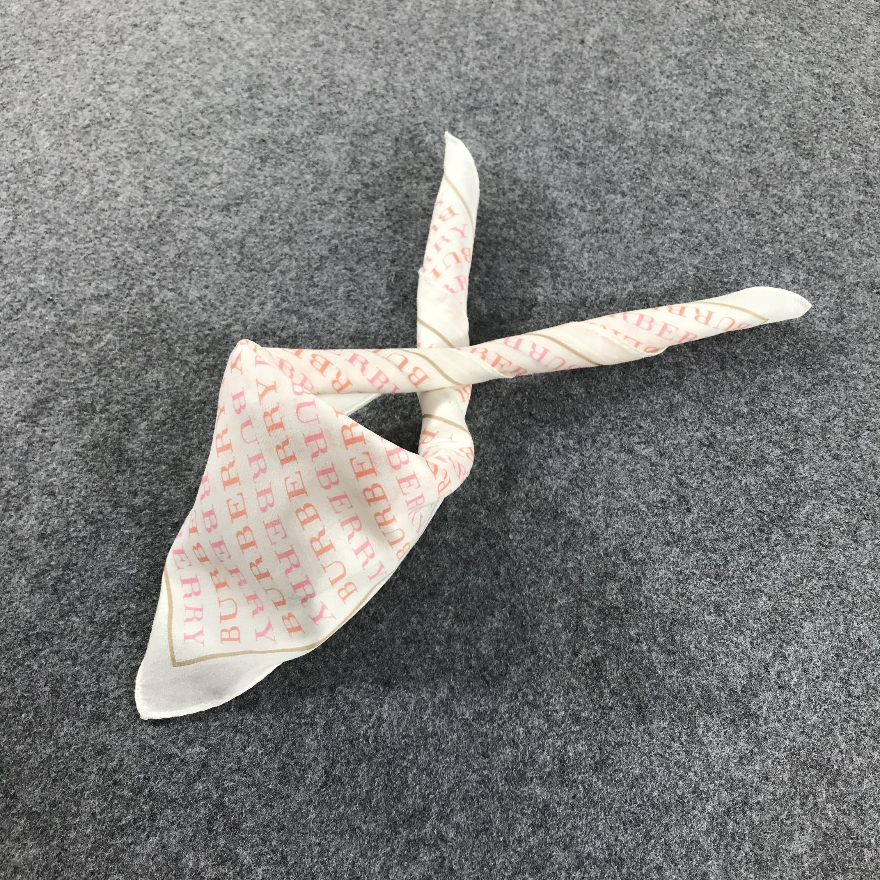 Burberry Burberry Handkerchief Neckerchief Bandana H338 Size ONE SIZE - 3 Thumbnail