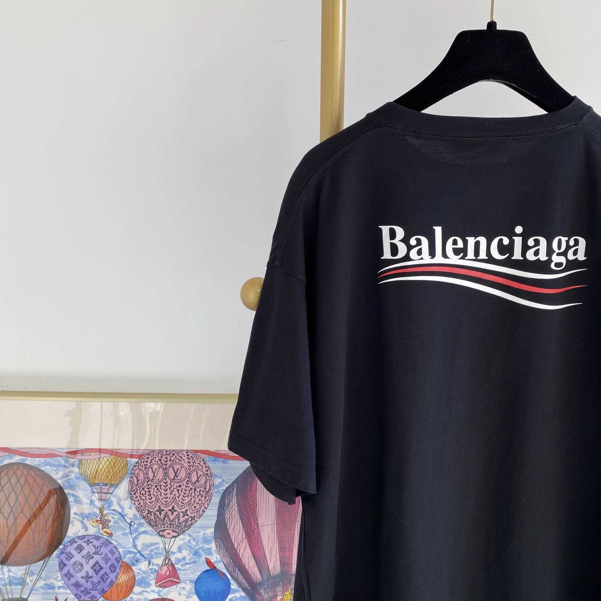 Balenciaga Balenciaga Logo Black T-Shirt M Size Size US M / EU 48-50 / 2 - 5 Thumbnail