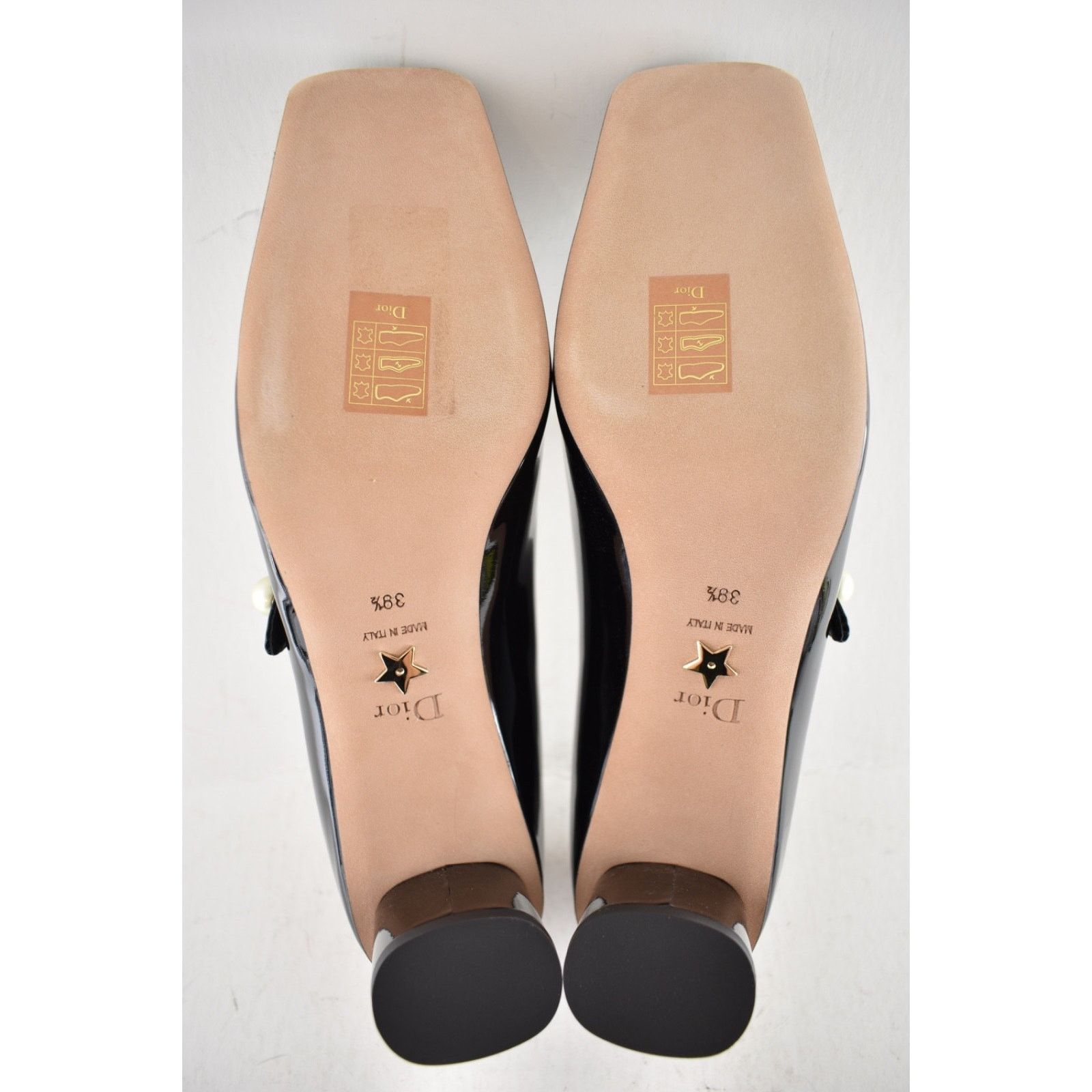 Dior Christian Dior Jolie Black Patent Maryjane Pearl Pump 39.5 Size US 9.5 / IT 39.5 - 19 Thumbnail