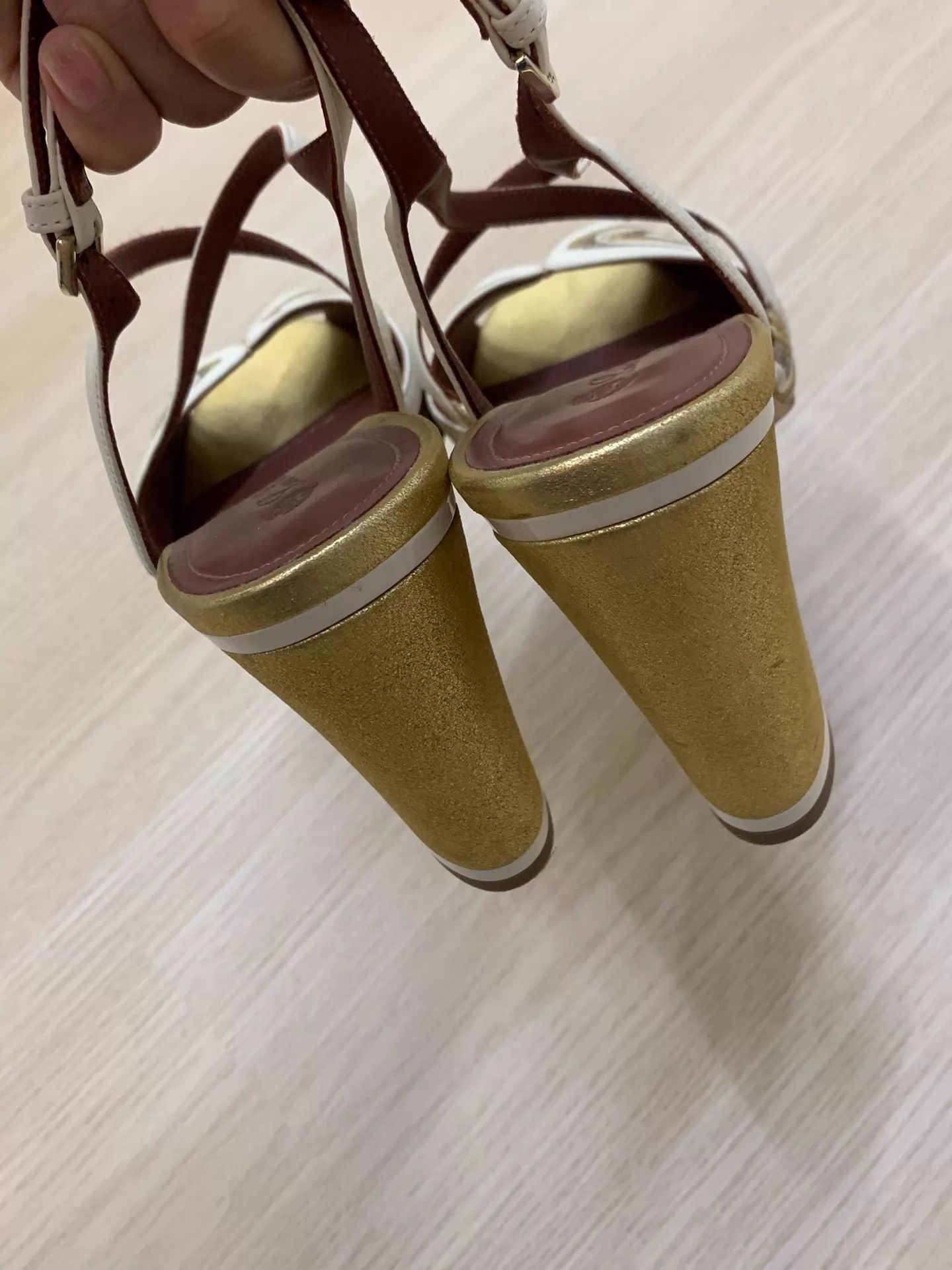Loro Piana Loro Piana Gold & White High Heel Sandals 39 New Size US 8.5 / IT 38.5 - 3 Thumbnail