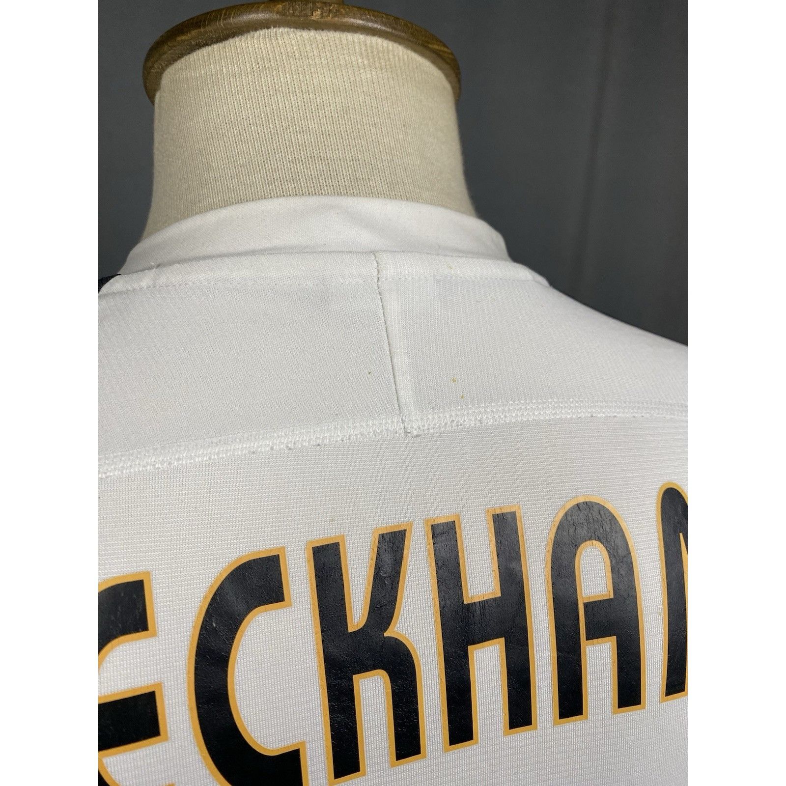 Adidas Beckham Real Madrid Adidas White 2004 Jersey Size S Size US S / EU 44-46 / 1 - 14 Thumbnail
