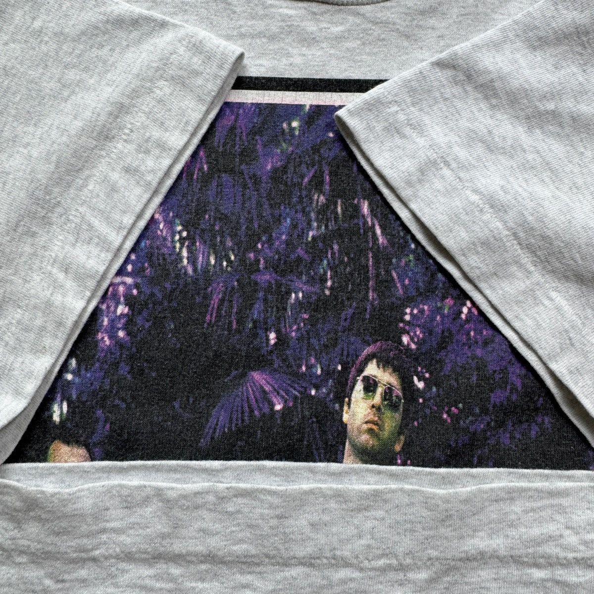 Band Tees Vintage 1997 Oasis Be Here Now Noel Liam Gallagher 90s rare Size US L / EU 52-54 / 3 - 2 Thumbnail