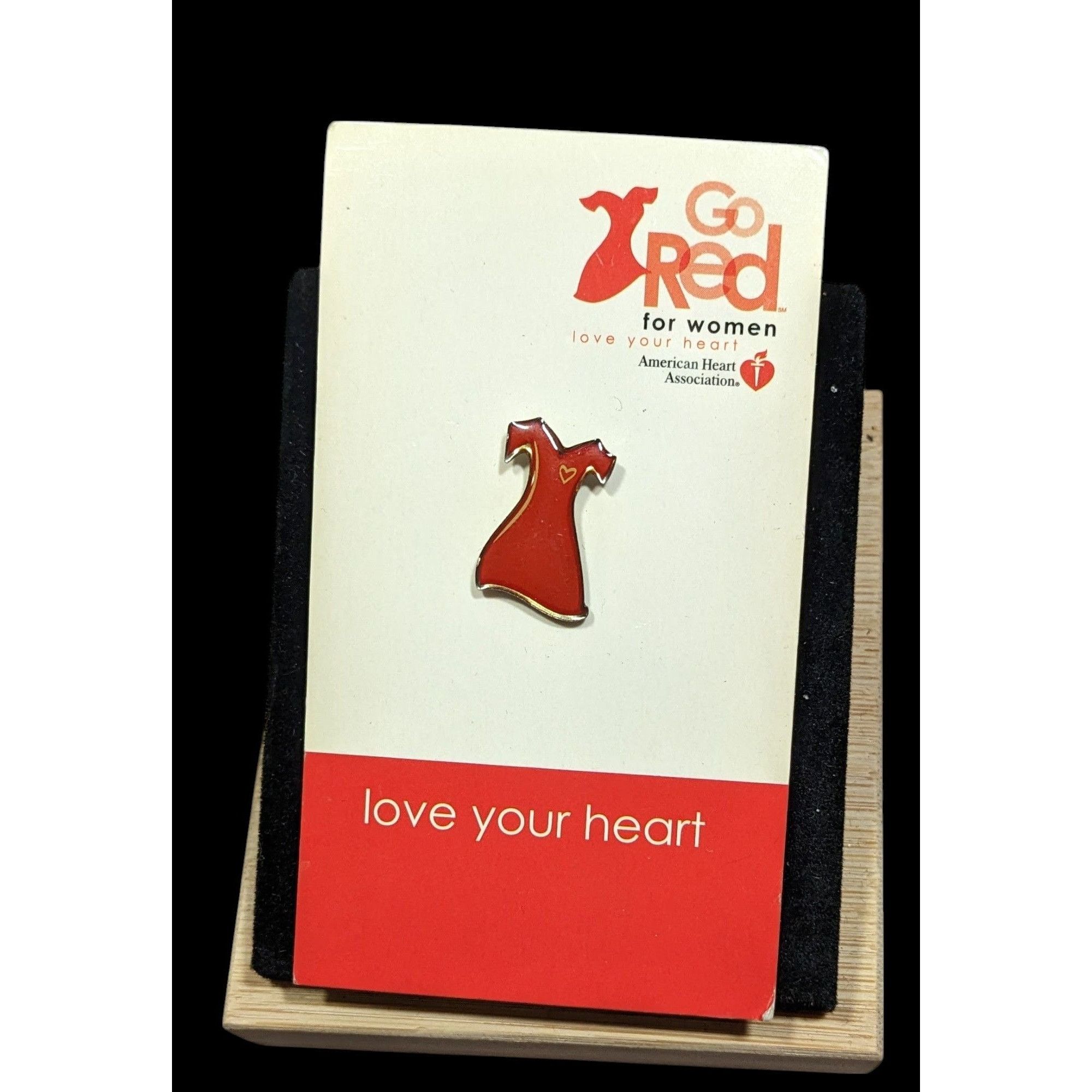 Macys Macy's Go Red For Women American Heart Association Lapel Pin Size ONE SIZE - 1 Thumbnail