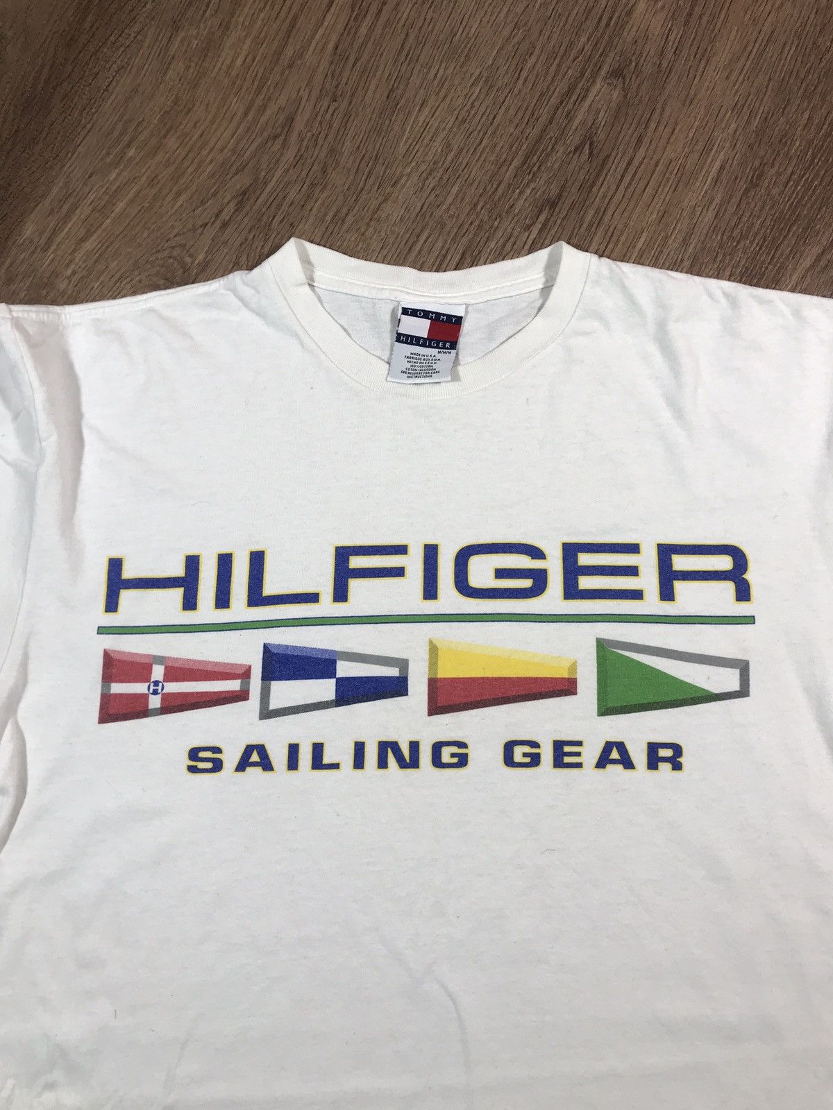 Tommy Hilfiger × Vintage Tommy Hilfiger Sailing Gear Vintage 90s T Shirt Size US M / EU 48-50 / 2 - 2 Thumbnail