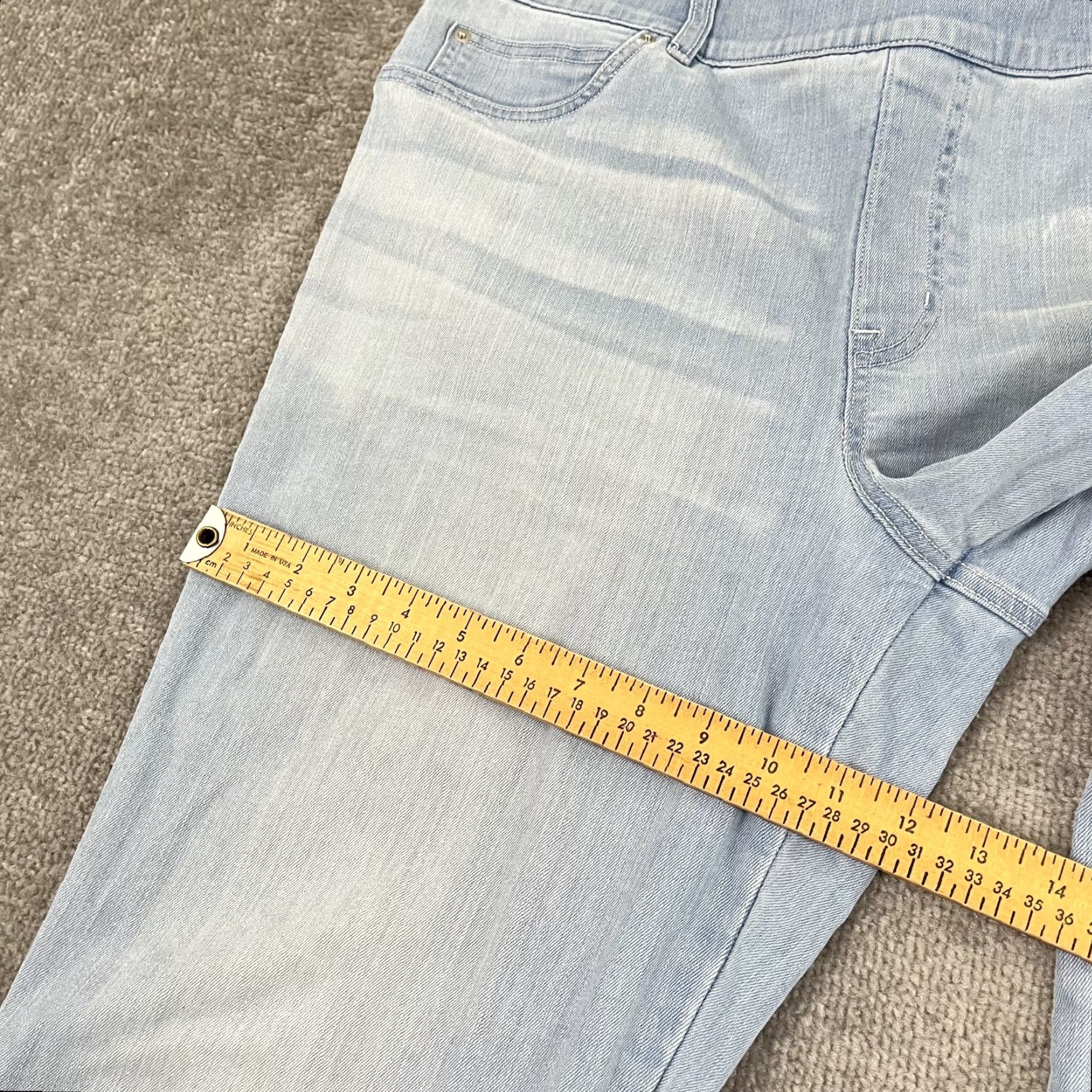 Spanx VINTAGE Spanx Jeans Womens Petite 1X Light Blue Denim Stretch Retro Pull On Raw Hem Pant Size 40" / US 18 - 7 Thumbnail