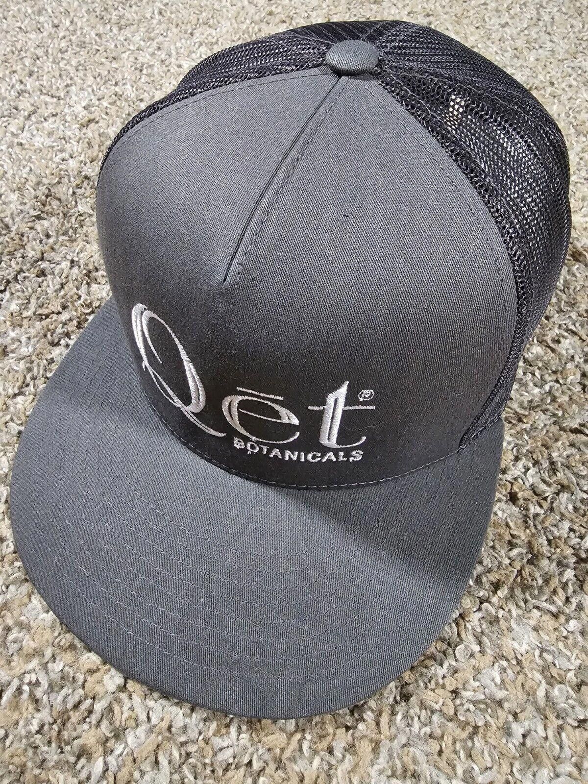 Designer Qēt Botanicals Snapback Mesh Trucker Hat Size ONE SIZE - 1 Thumbnail