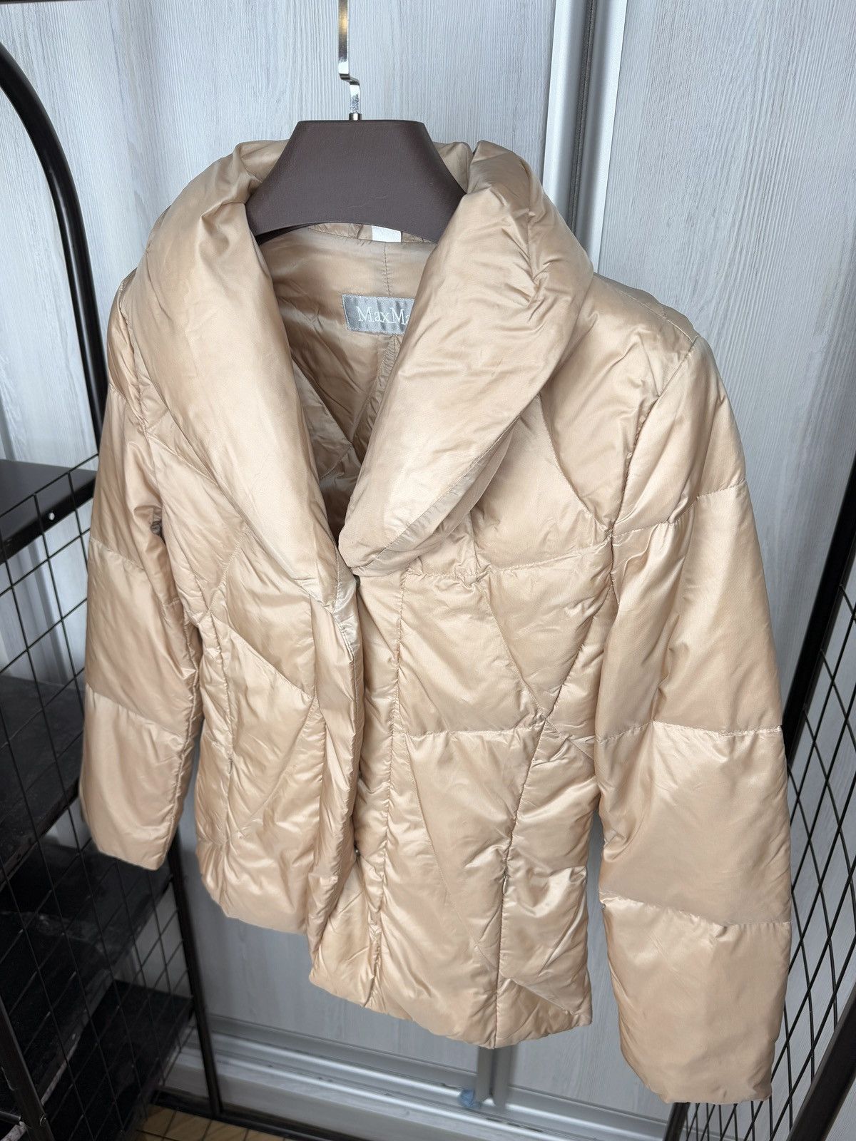 Max Mara Max Mara Down Nylon Puffer Beige Quilted Short Slim Fit Size M / US 6-8 / IT 42-44 - 6 Thumbnail