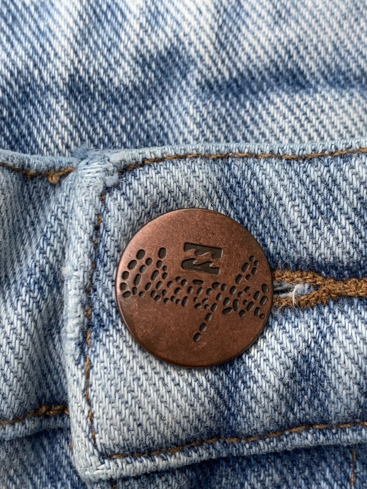 Wrangler RARE 💥 Wrangler X Billabong jeans. Size US 28 / EU 44 - 5 Thumbnail