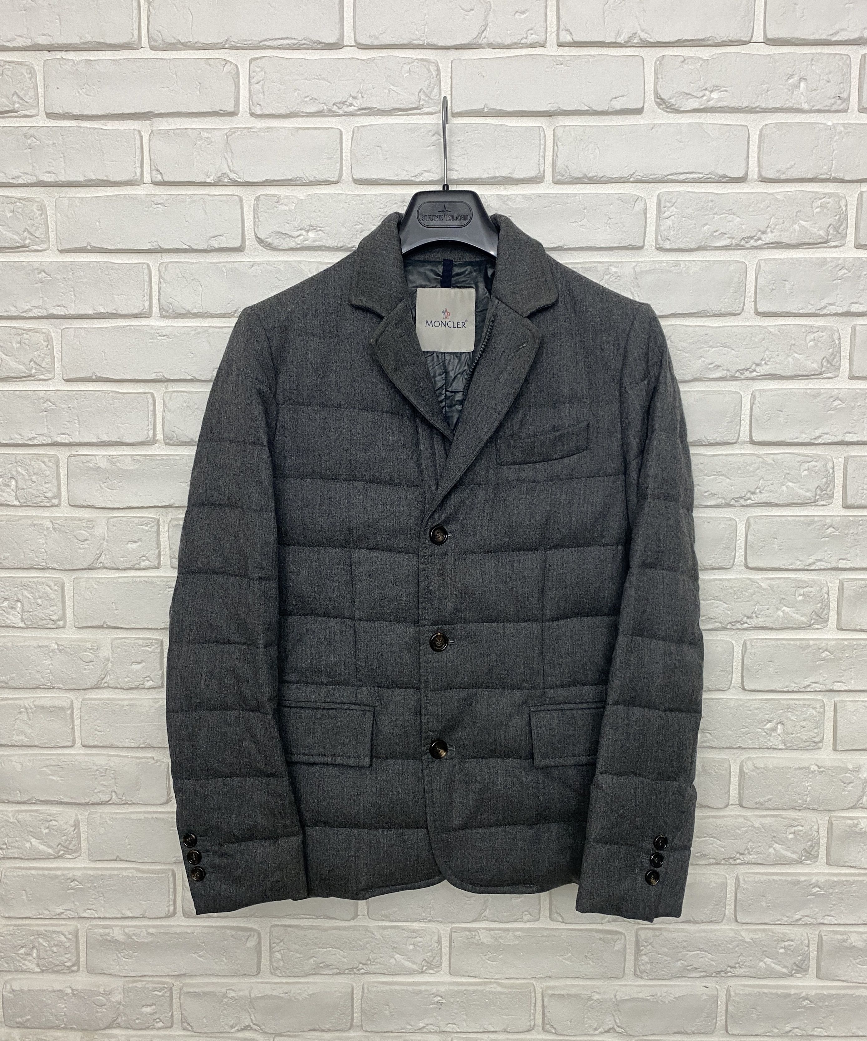 Moncler rodin hot sale grey