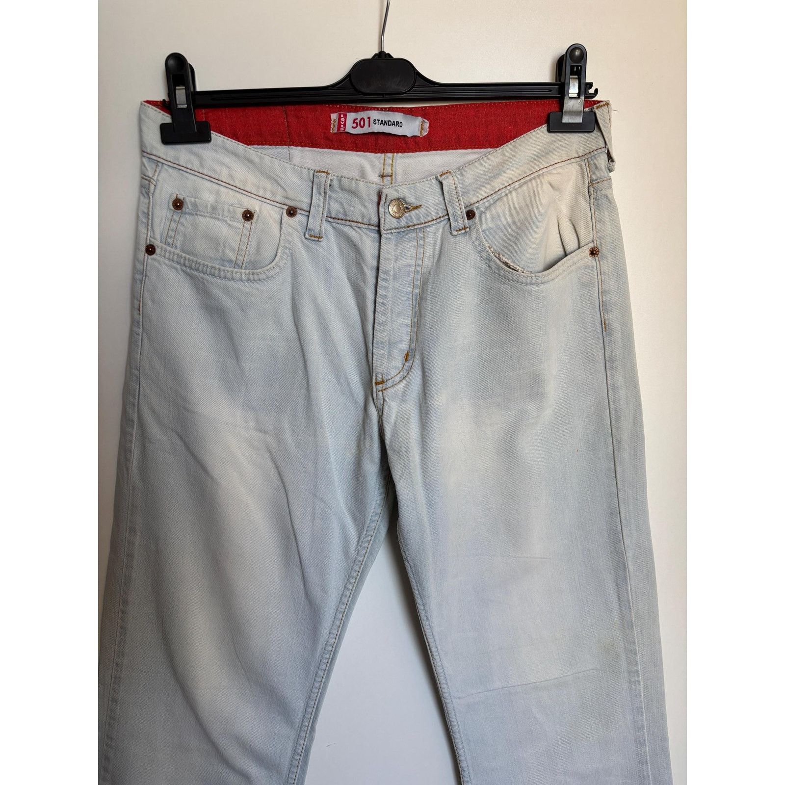 Levi's Levi’s 501 USA 1996 W31 L32 Light Wash Red Waistband Jeans Size US 31 - 5 Thumbnail