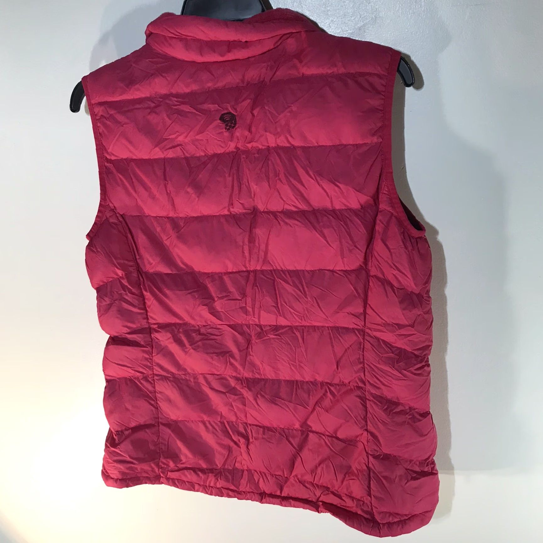 Mountain Hardwear VINTAGE Mountain Hardwear Pink Down Puffer Vest Women's XL Nylon Casual Winter Fall Quilted Zipper Size XL / US 12-14 / IT 48-50 - 4 Thumbnail