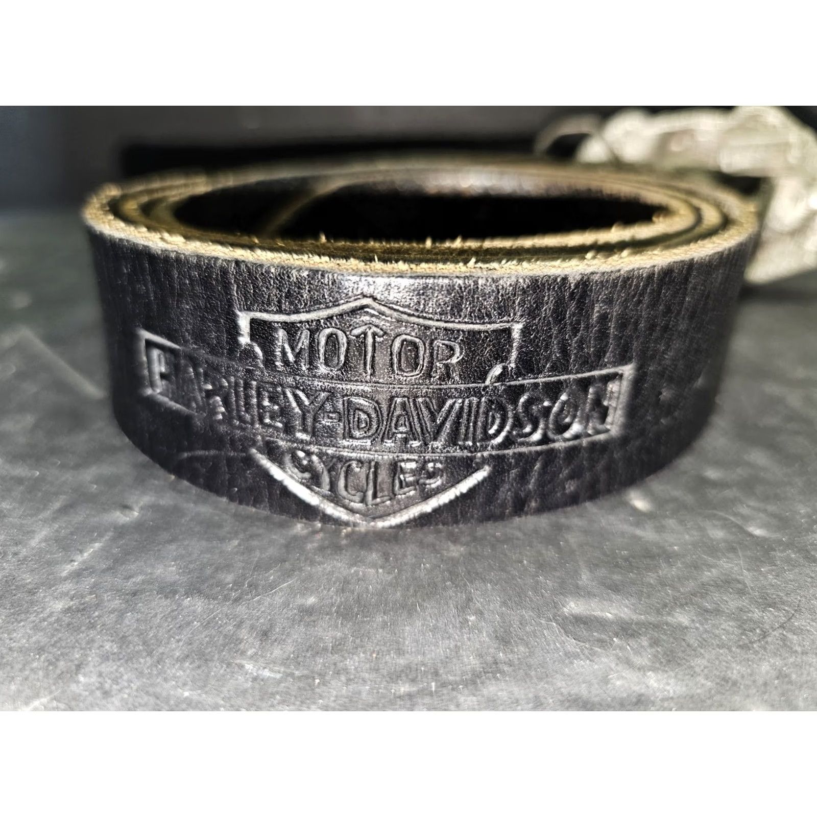 Vintage VINTAGE The Great American Belt Buckle Harley-Davidson Born to Ride Belt Buckle Men Silver with red enamel 1992 1.5 in Fits Belt Width Mens Size ONE SIZE - 5 Thumbnail