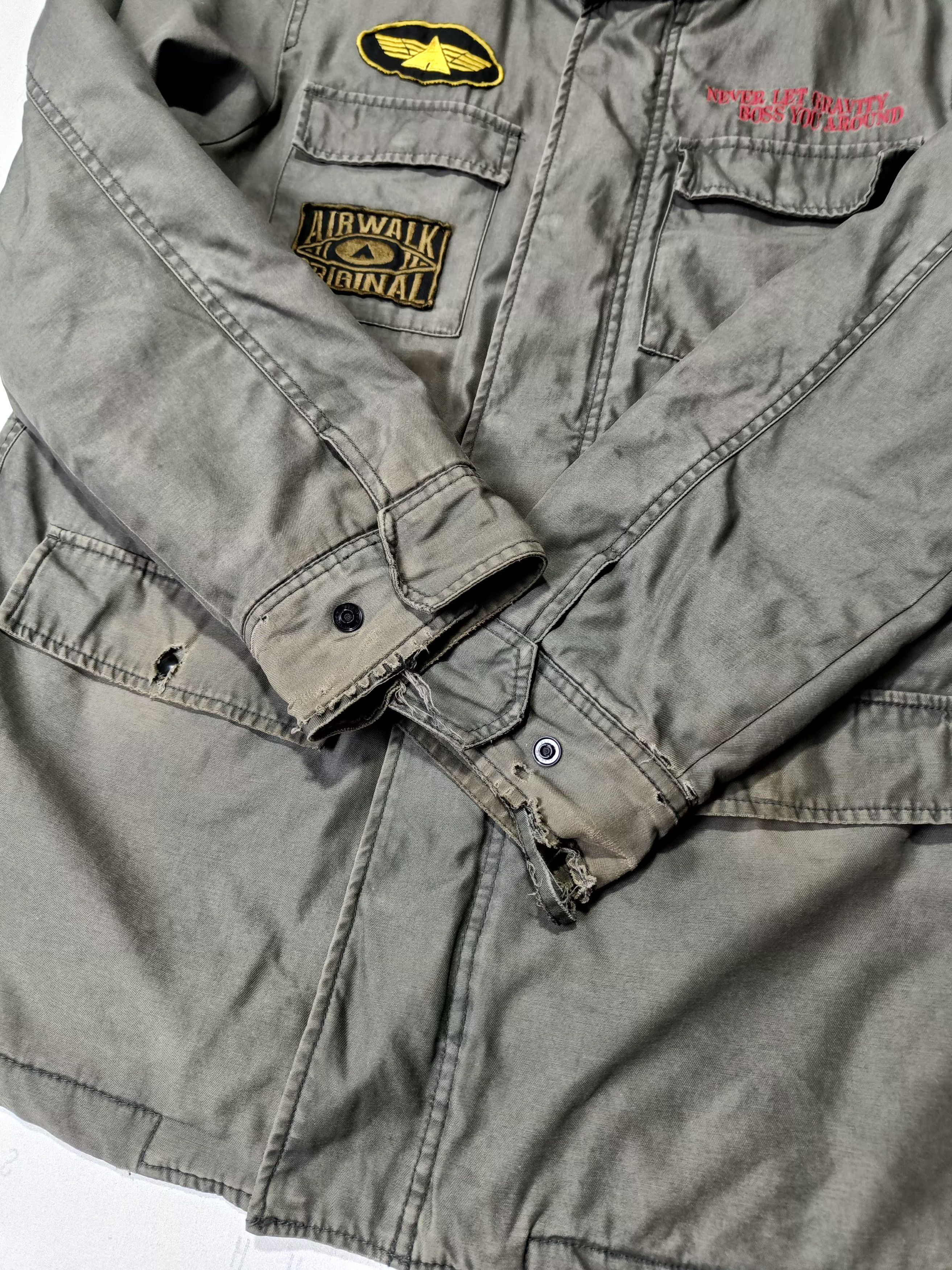 Airwalk Vintage AIRWALK M65 Military Patches Jacket Size US L / EU 52-54 / 3 - 9 Thumbnail