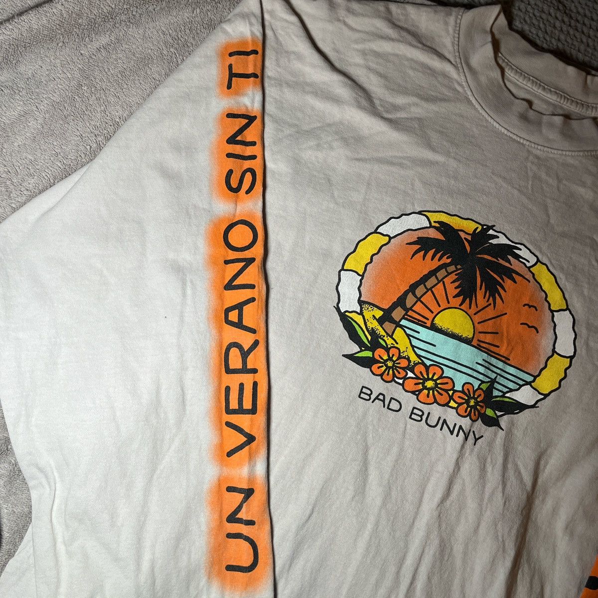 Other Bad Bunny Un Verano Sin Ti Long Sleeve Shirt Size US M / EU 48-50 / 2 - 3 Thumbnail