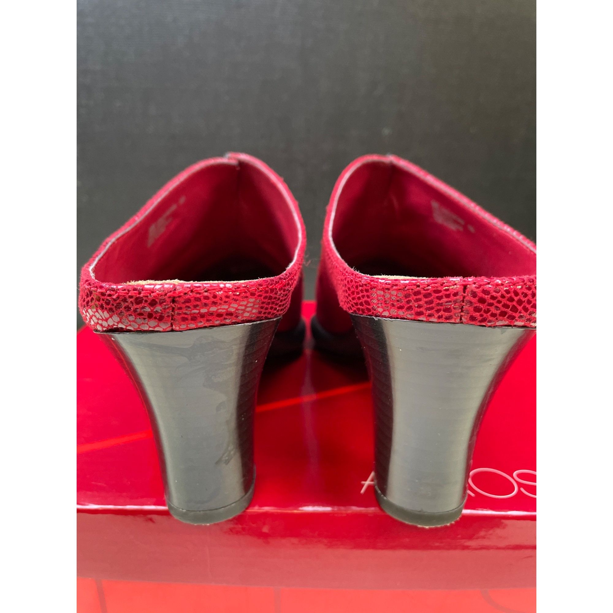 Other Aerosoles Womens Red Snake Leather Slip on Shoes Heels Size Size US 9 / IT 39 - 5 Thumbnail