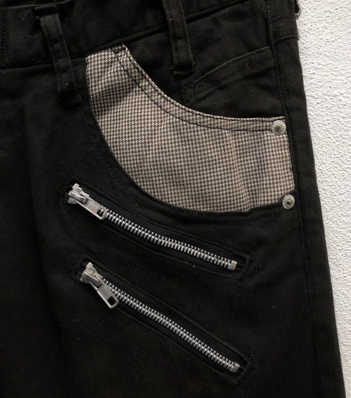 Vintage Bee Bell Black Cropped Pants with Contrast Pockets – Size 3 Size US 33 - 5 Thumbnail