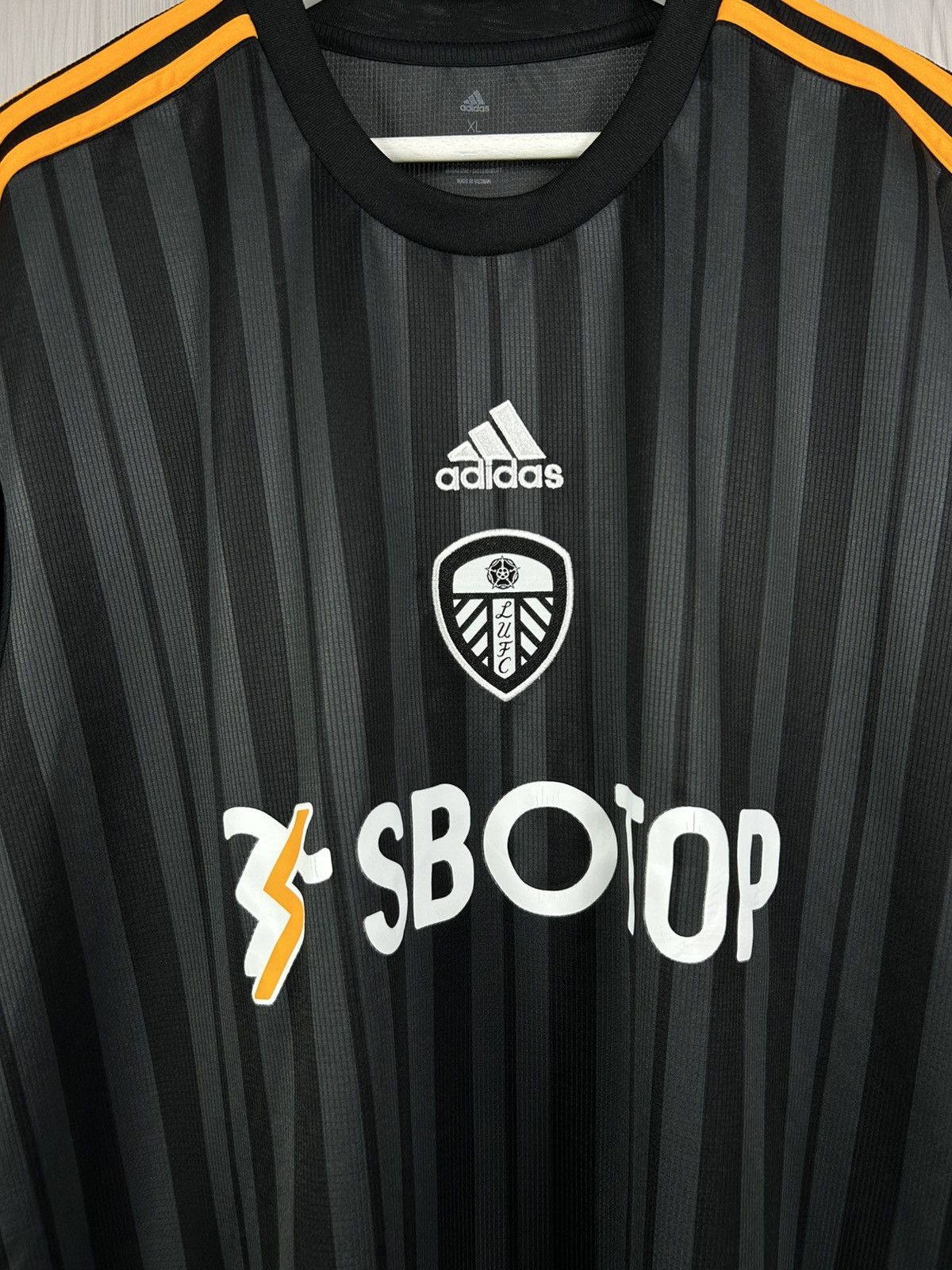 Adidas Leeds United Football Shirt Adidas Away LUFC 2022 XL Size US XL / EU 56 / 4 - 4 Thumbnail