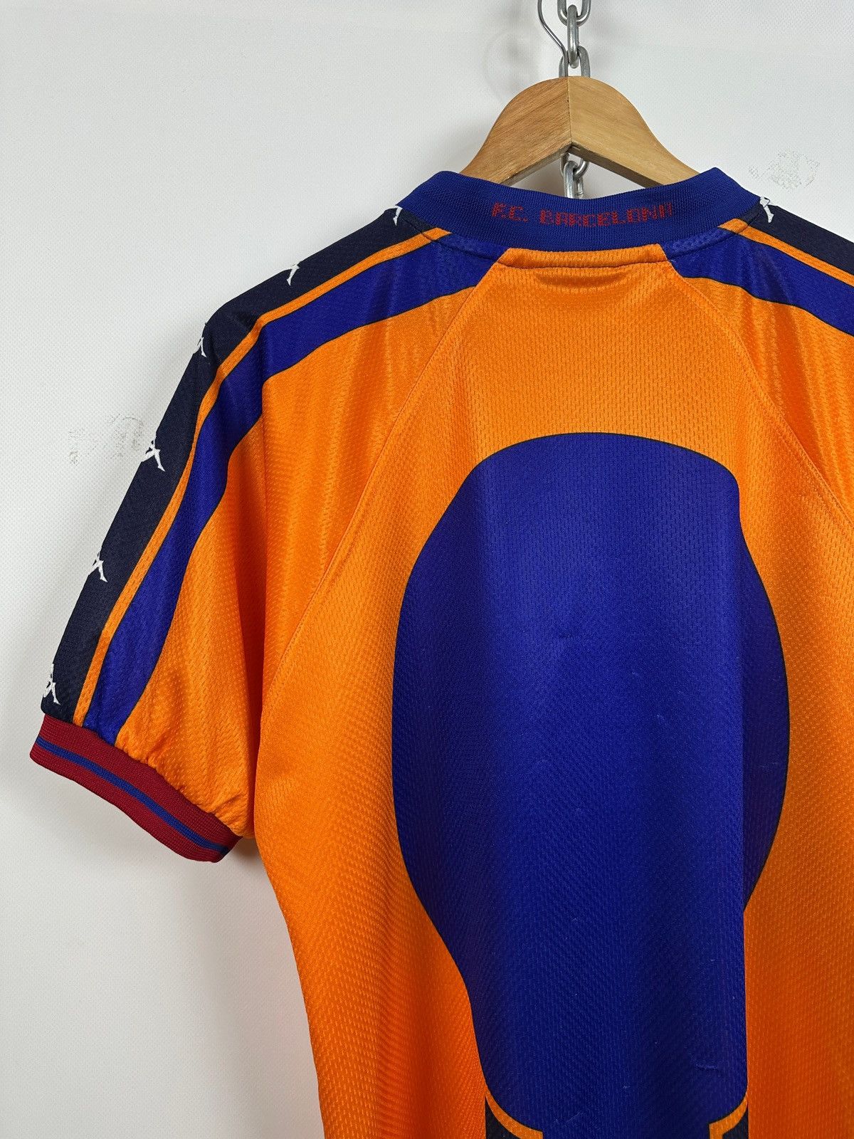 Kappa × Vintage 1997/98 Vintage Kappa FC Barcelona Away Soccer Jersey Size US M / EU 48-50 / 2 - 16 Thumbnail