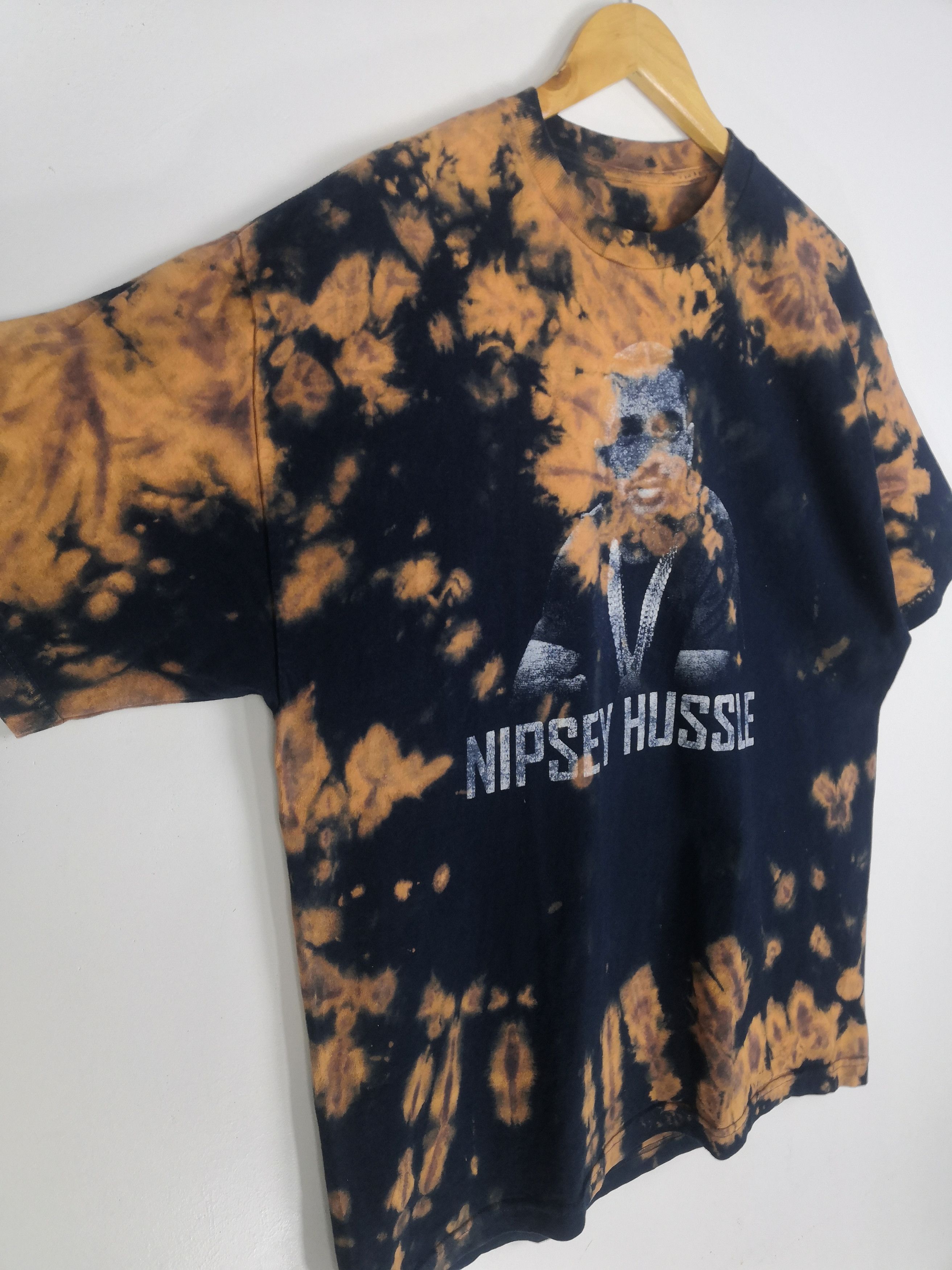 Band Tees Vintage Nipsey Hussle T-Shirt Acid Wash Shirt Rap Tee Size US L / EU 52-54 / 3 - 3 Thumbnail