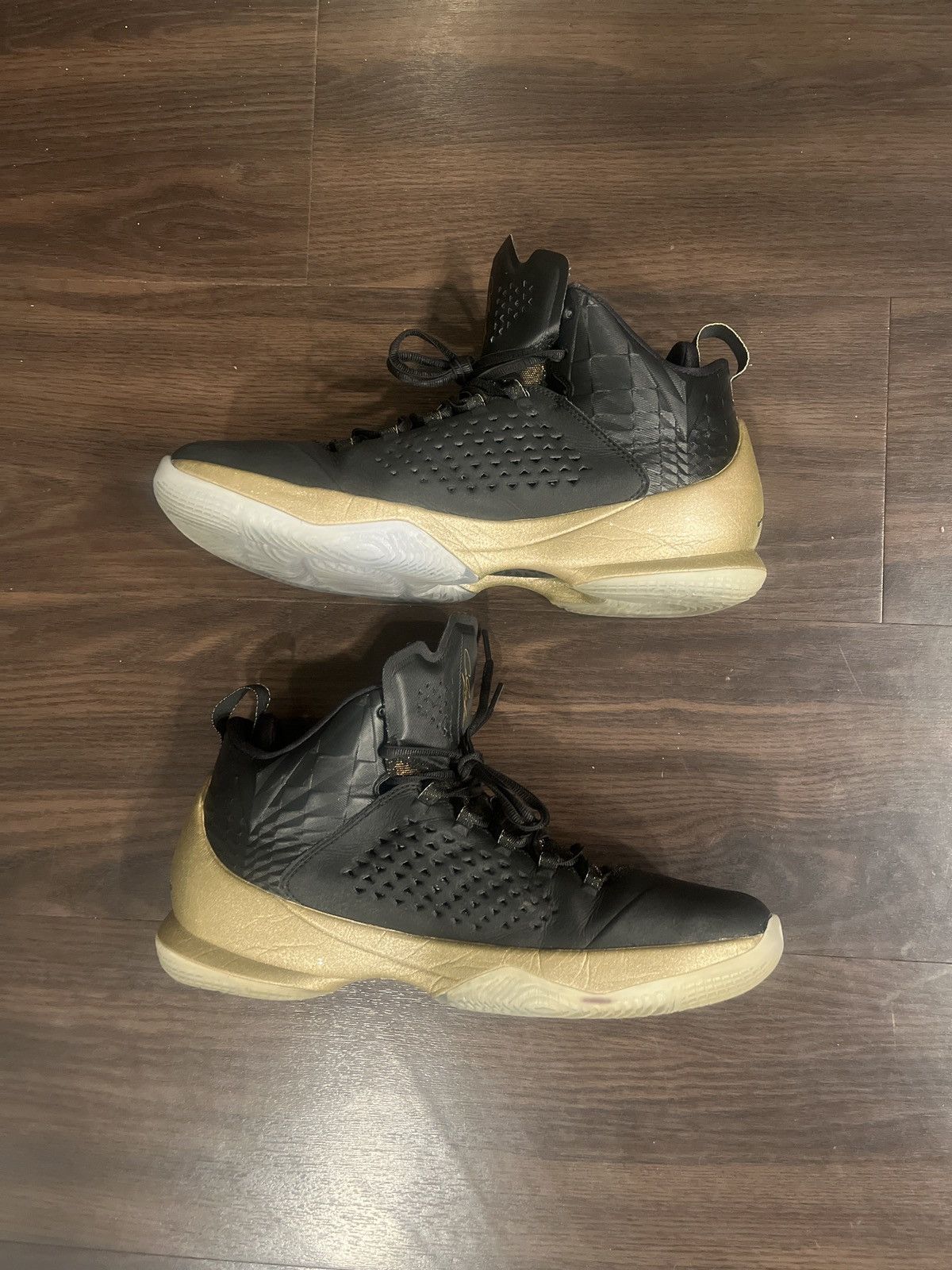 Jordan Brand Jordan Melo M11 Size US 10 / EU 43 - 1 Thumbnail