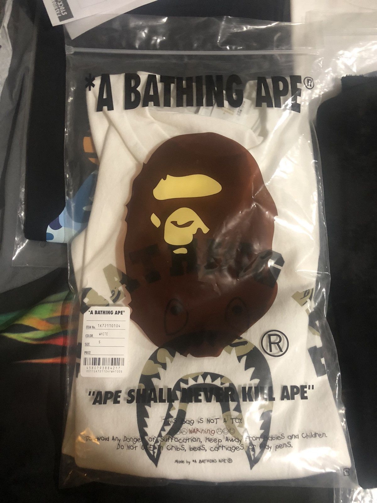 Bape A Bathing Ape Madison Ave College Shark T-shirt Size XL NWT Size US XL / EU 56 / 4 - 2 Thumbnail