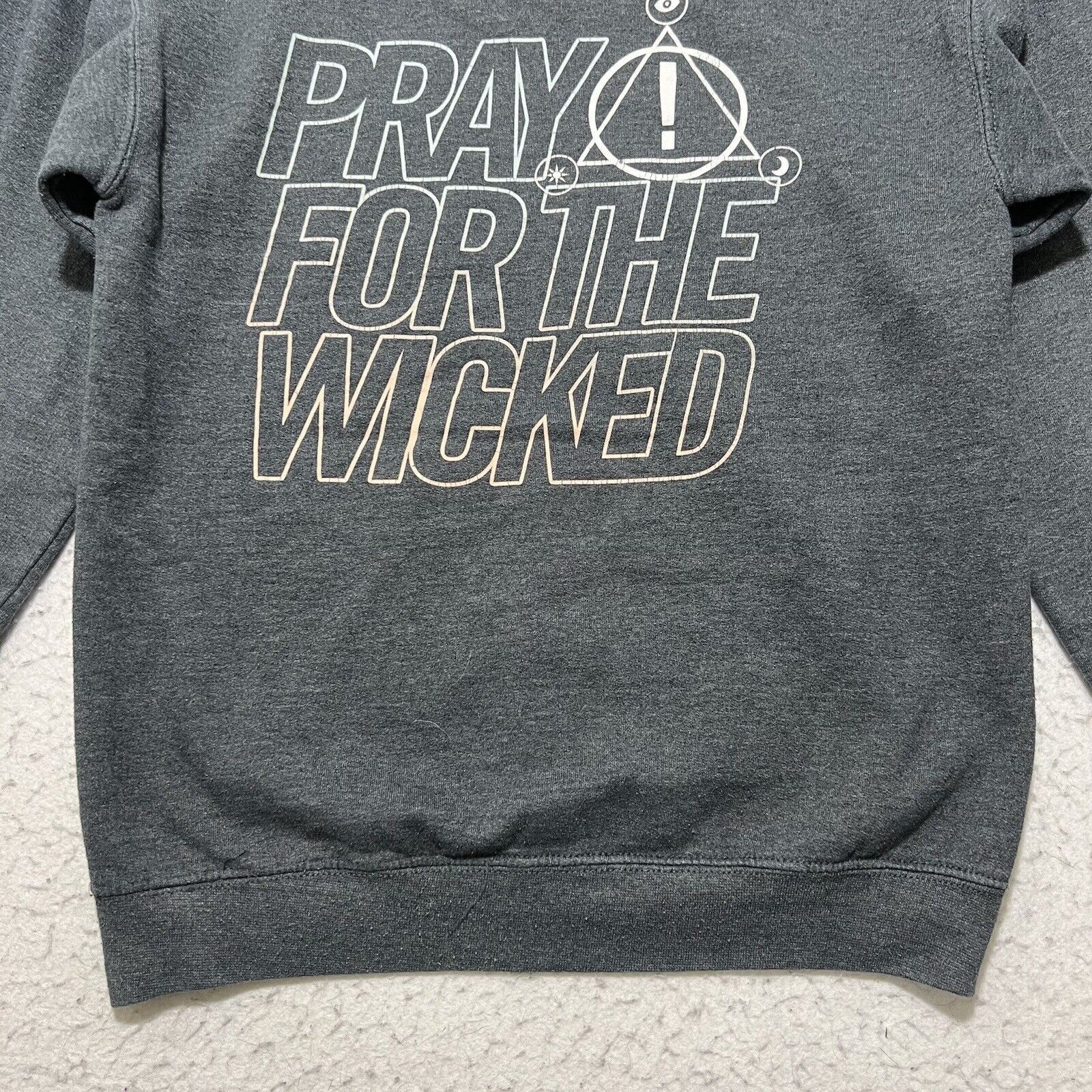 Gildan Panic! At The Disco Gray Pray For The Wicked Hoodie Size S / US 4 / IT 40 - 13 Thumbnail
