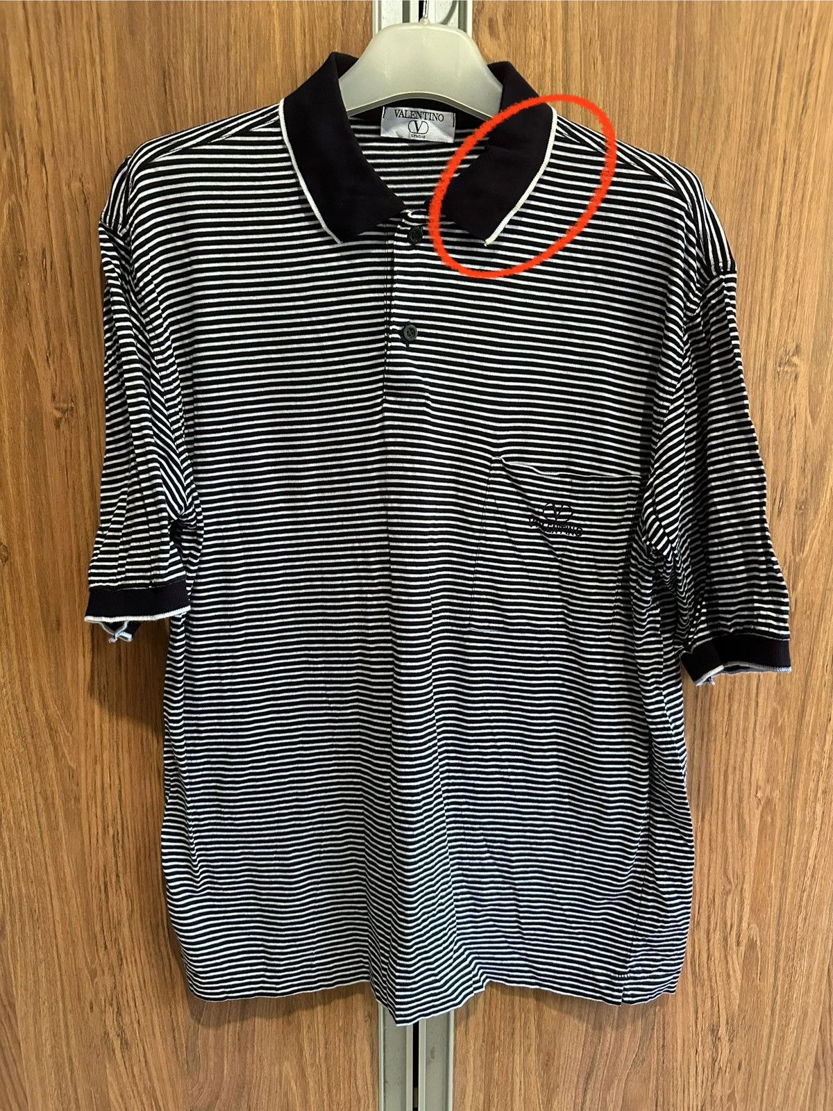 Valentino VALENTINO POLO SHIRT MADE IN ITALY VALENTINO GARAVANI Size US M / EU 48-50 / 2 - 1 Thumbnail