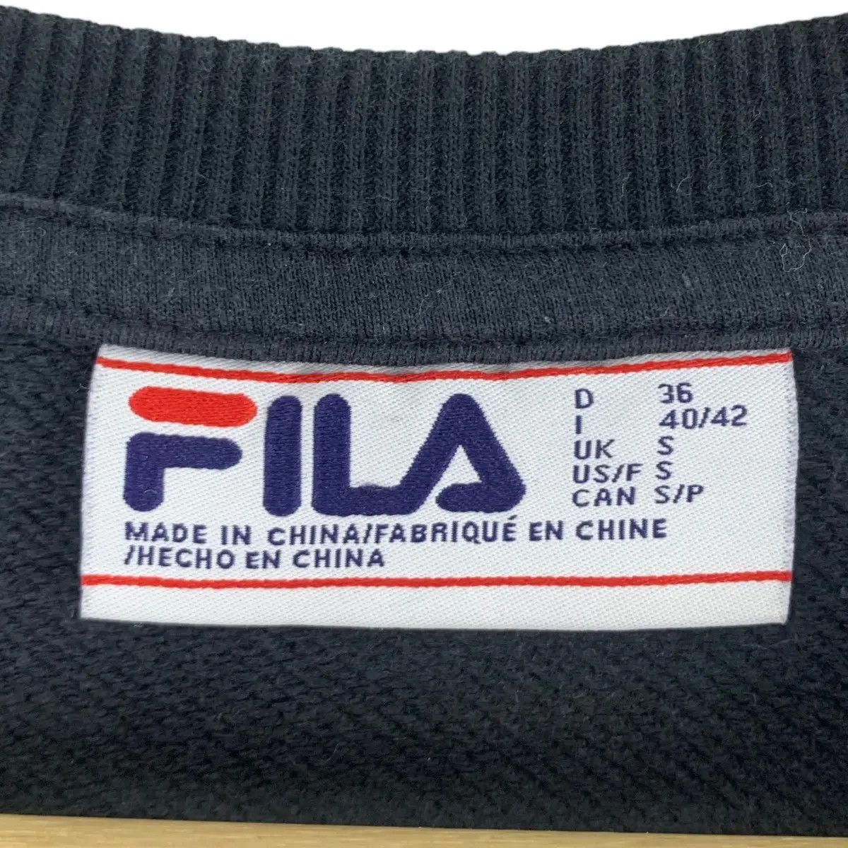 Fila Vtg FILA BIELLA ITALIA Sportiva Embroidered Black Sweatshirt Size L / US 10 / IT 46 - 8 Thumbnail