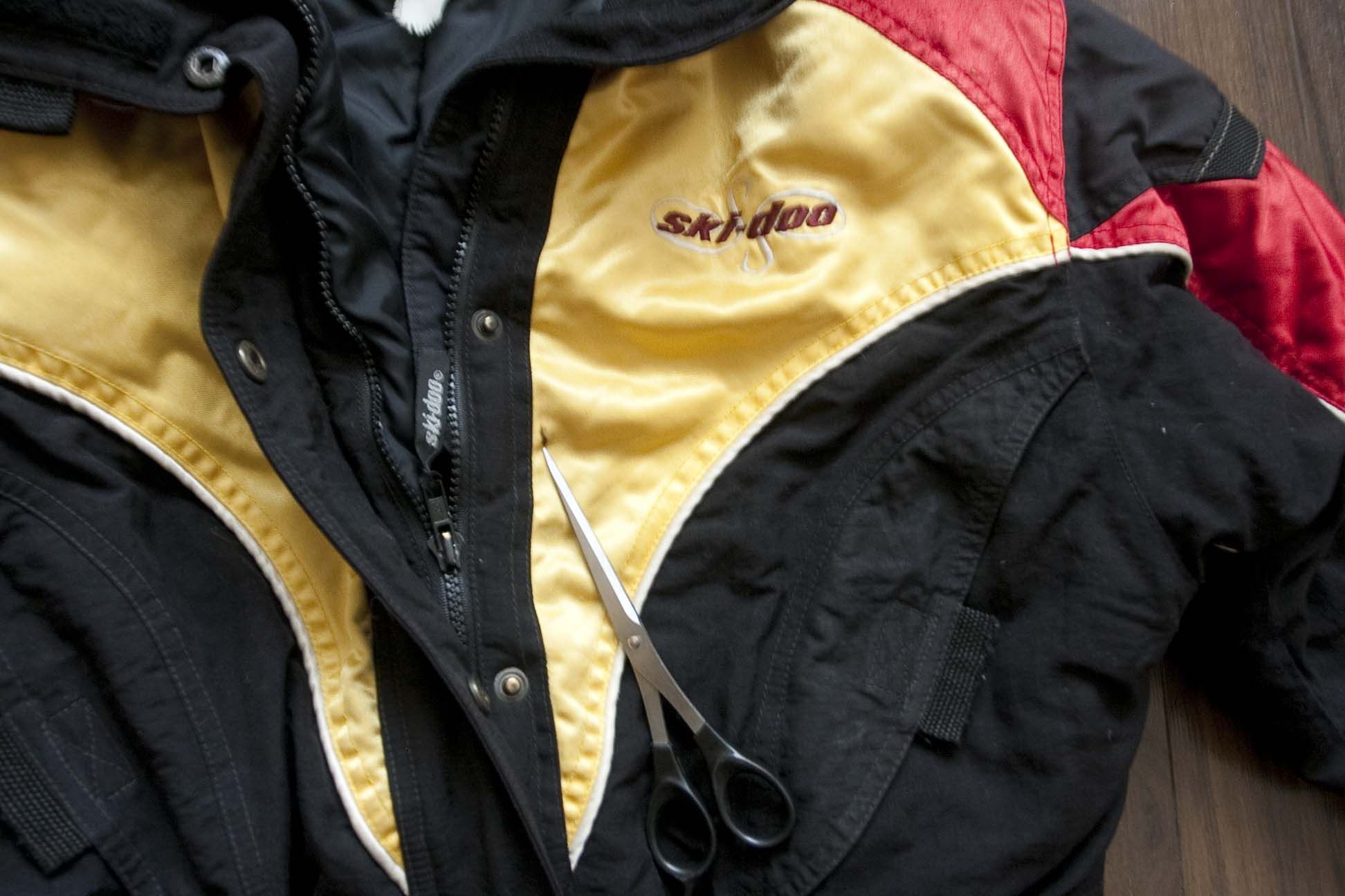 Vintage Vintage Ski-Doo Snowmobile Jacket Size M SnoGear Size US M / EU 48-50 / 2 - 3 Thumbnail