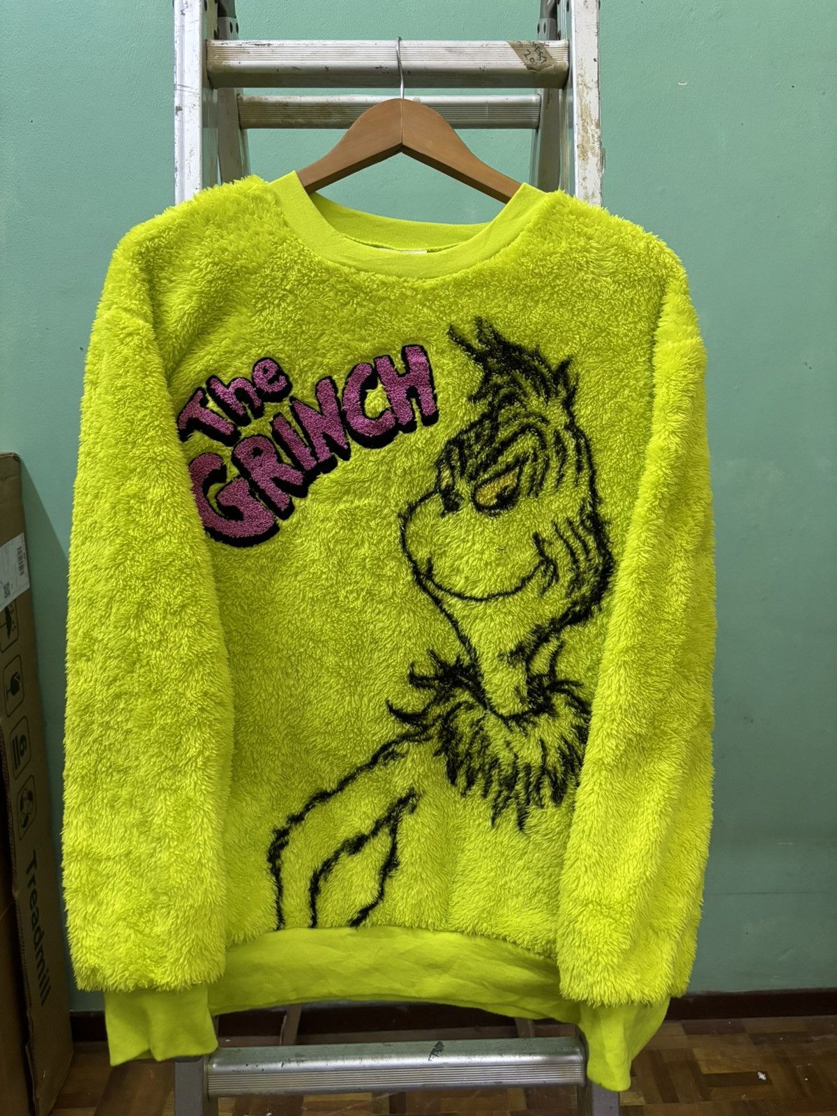 Vintage The Grinch Big Print Fleece Sweatshirt (Size L) Size US L / EU 52-54 / 3 - 2 Thumbnail
