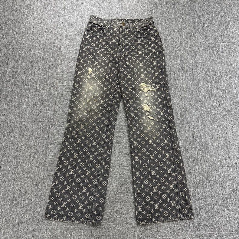 Louis Vuitton Distressed Embroidered Jeans-yf