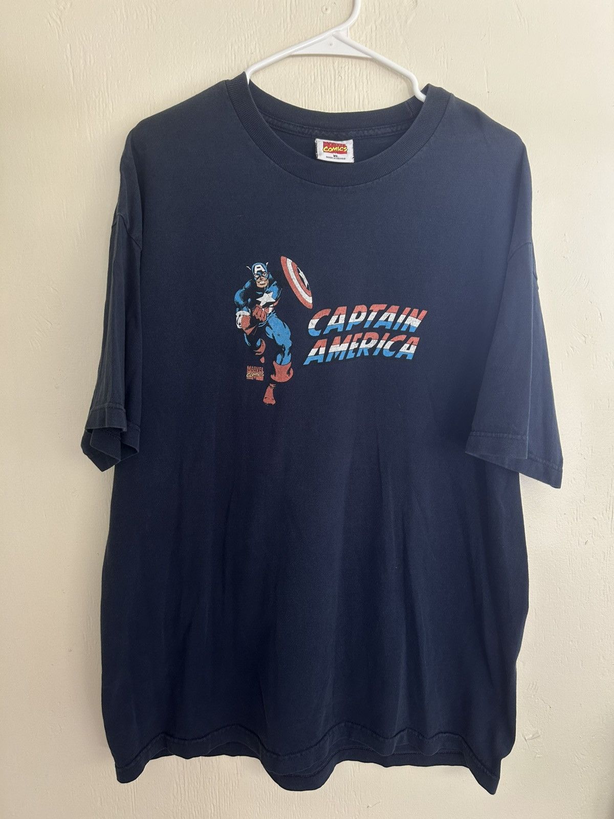 Marvel Comics Vintage Marvel Comics Captain America Graphic T-shirt Size US XL / EU 56 / 4 - 1 Thumbnail