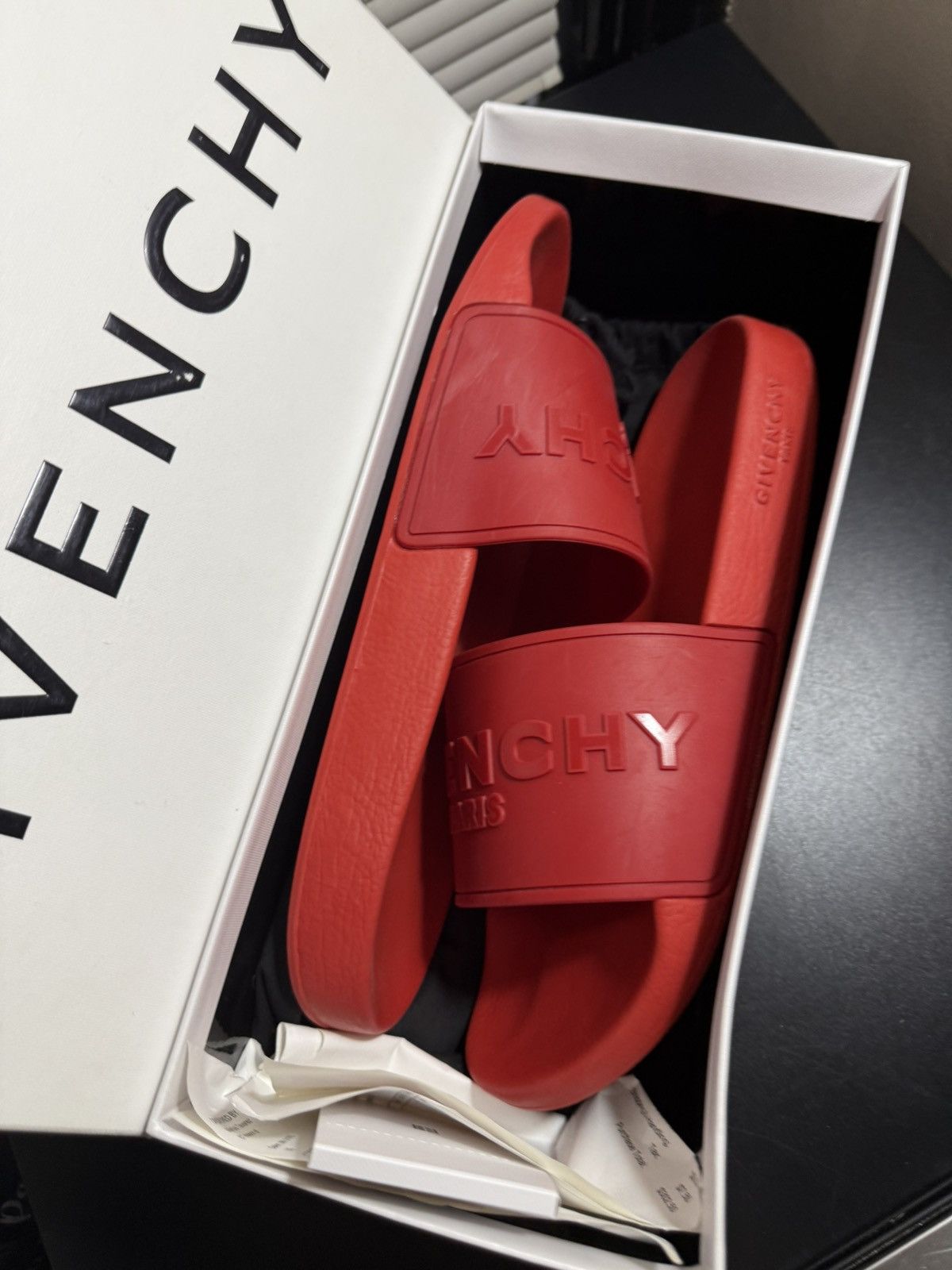 Givenchy Givenchy Red Slides Size 11 Size US 11 / EU 44 - 19 Thumbnail