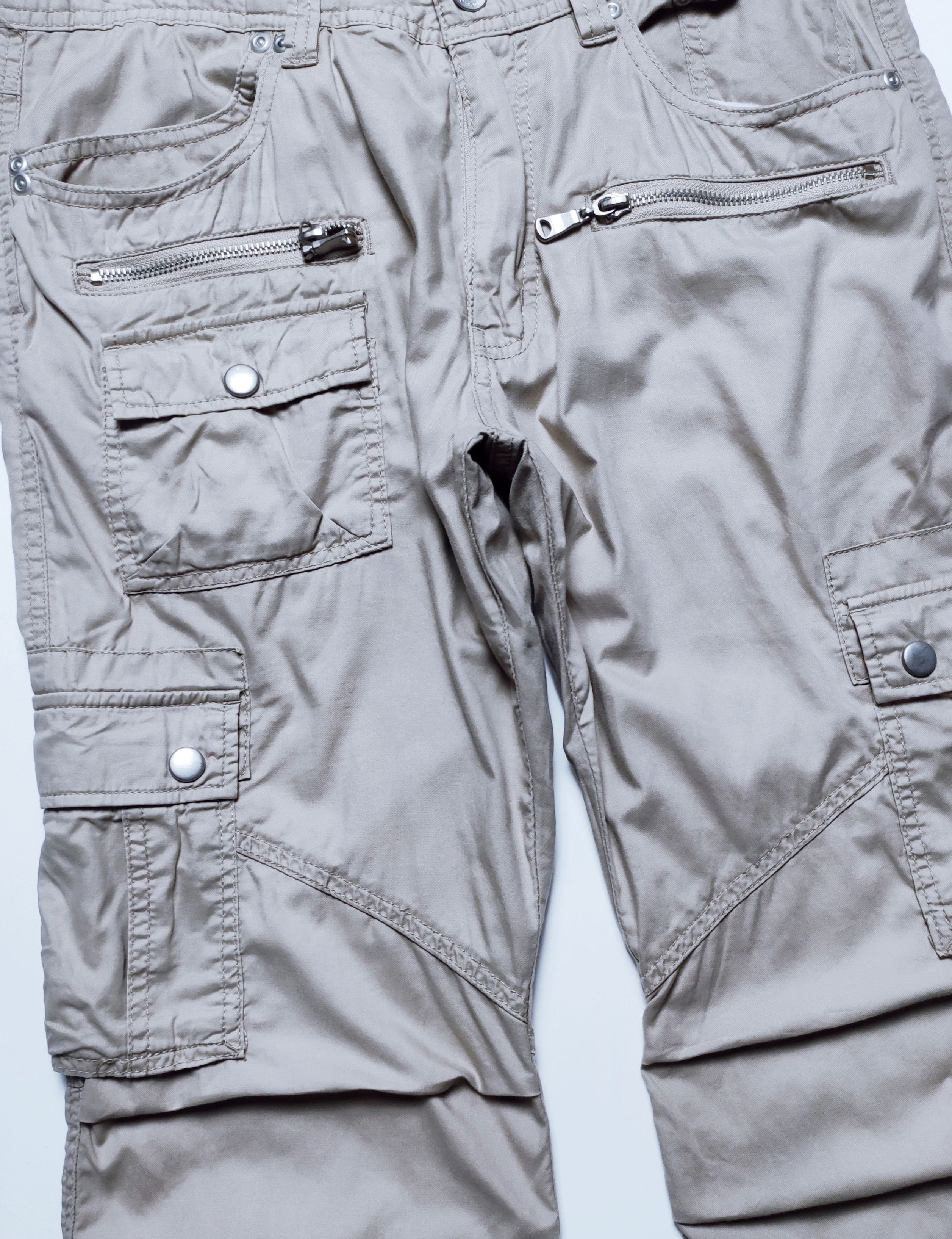 Japanese Brand Semantic Design Punk Inspired Multipocket Cargo 3/4 Pants Size US 31 - 4 Thumbnail