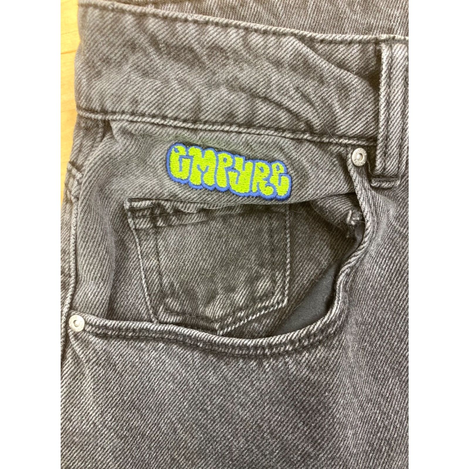 Empyre Empyre Denim Jeans Black Distressed Tapered Size 7 Women Size 28" / US 6 / IT 42 - 4 Thumbnail