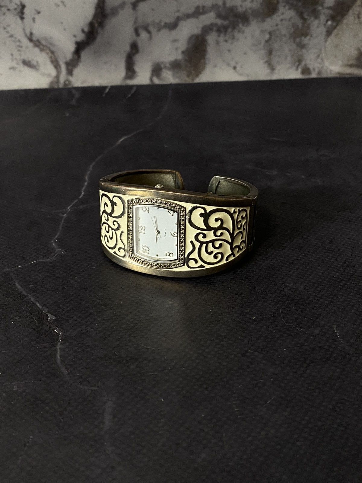 Japanese Brand Vintage Ornate Scrollwork Cuff Bracelet Watch Size ONE SIZE - 1 Thumbnail