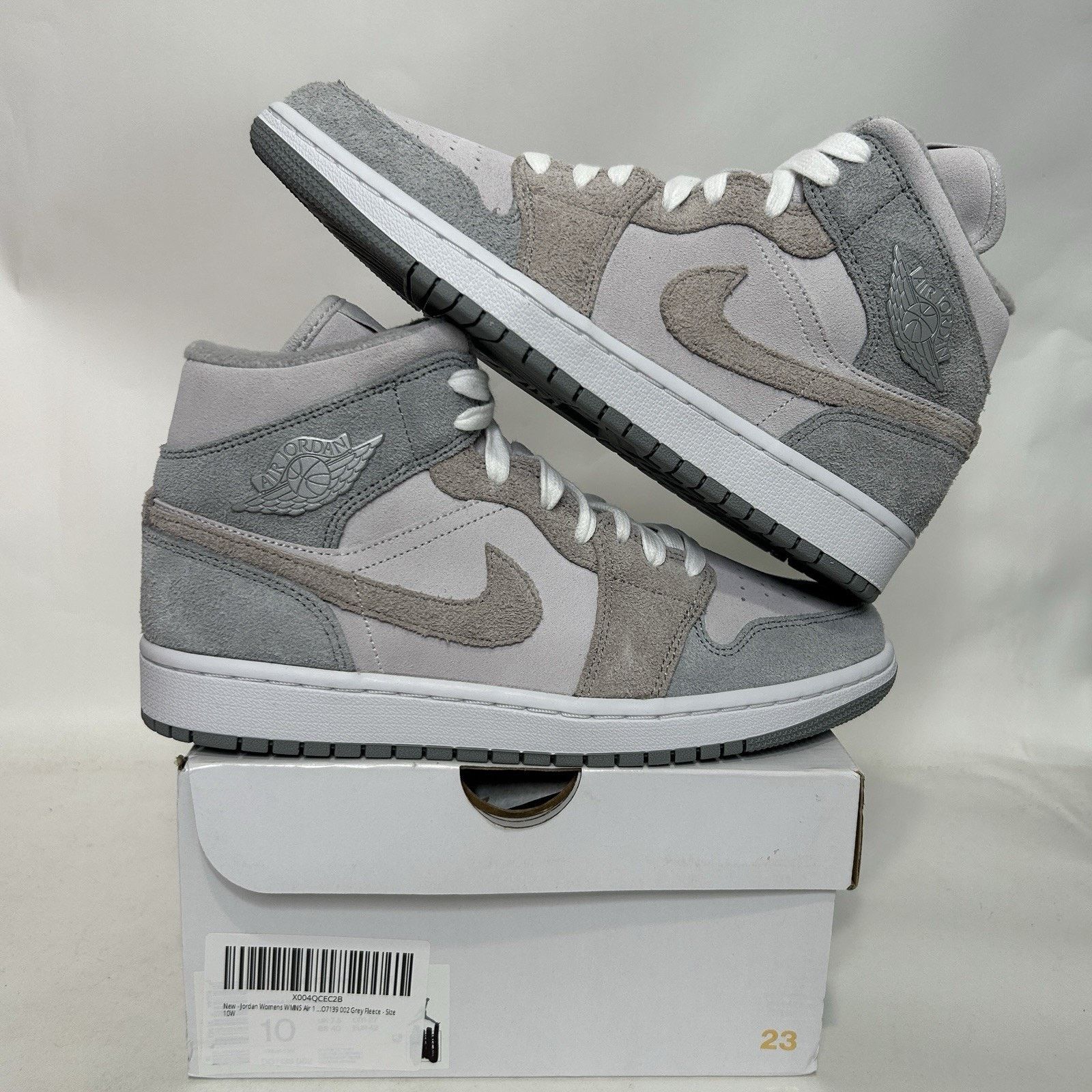 Nike Air Jordan 1 Mid SE WMNS “Particle Grey/Fleece”