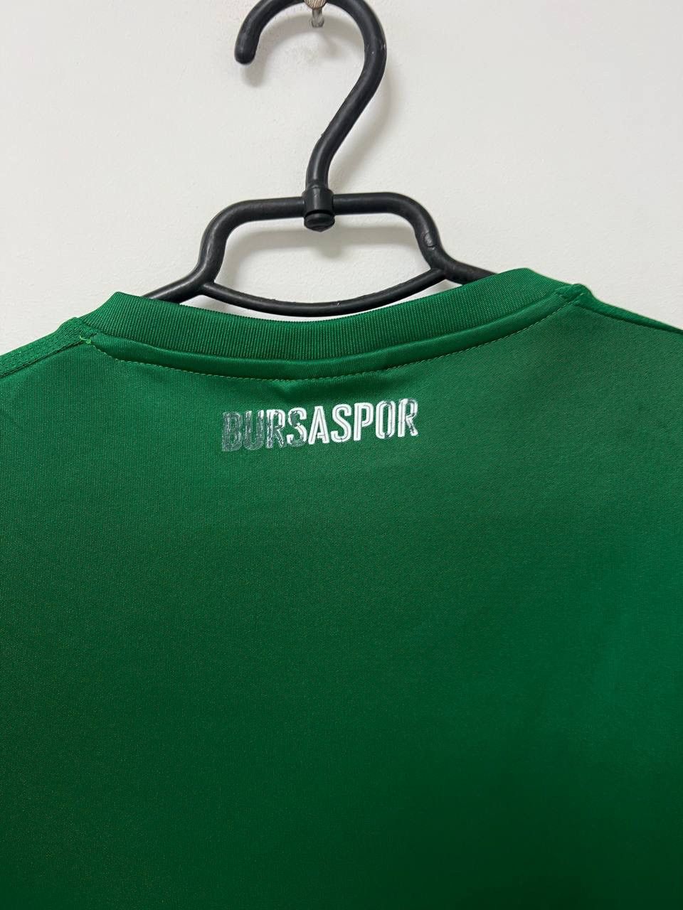 Puma Vintage Bursaspor Jersey 2016/2017 Football Shirt Puma sz L Size US L / EU 52-54 / 3 - 11 Thumbnail