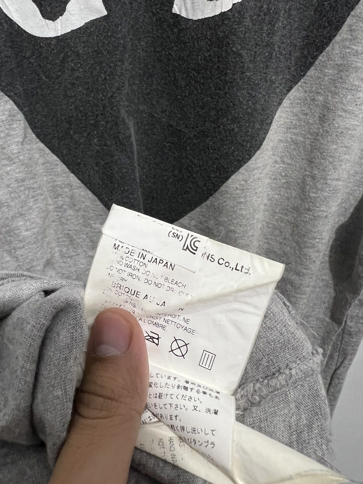 Comme des Garcons Comme Des Garcons Play Words Grey T-Shirt Size US XL / EU 56 / 4 - 6 Thumbnail