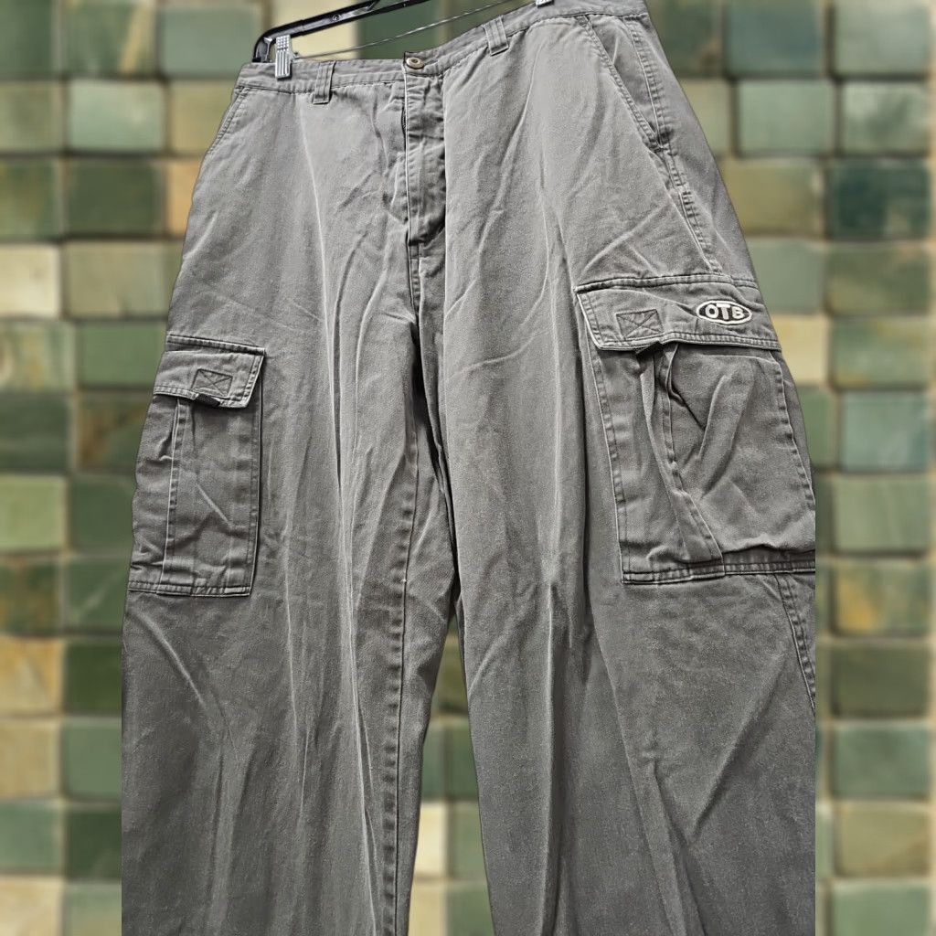 Vintage VTG On The Brink Cargo Pants Mens Waist 36x32 Green Distressed Cargo Pants 36 Regular Men’s Pants Size US 36 / EU 52 - 1 Thumbnail