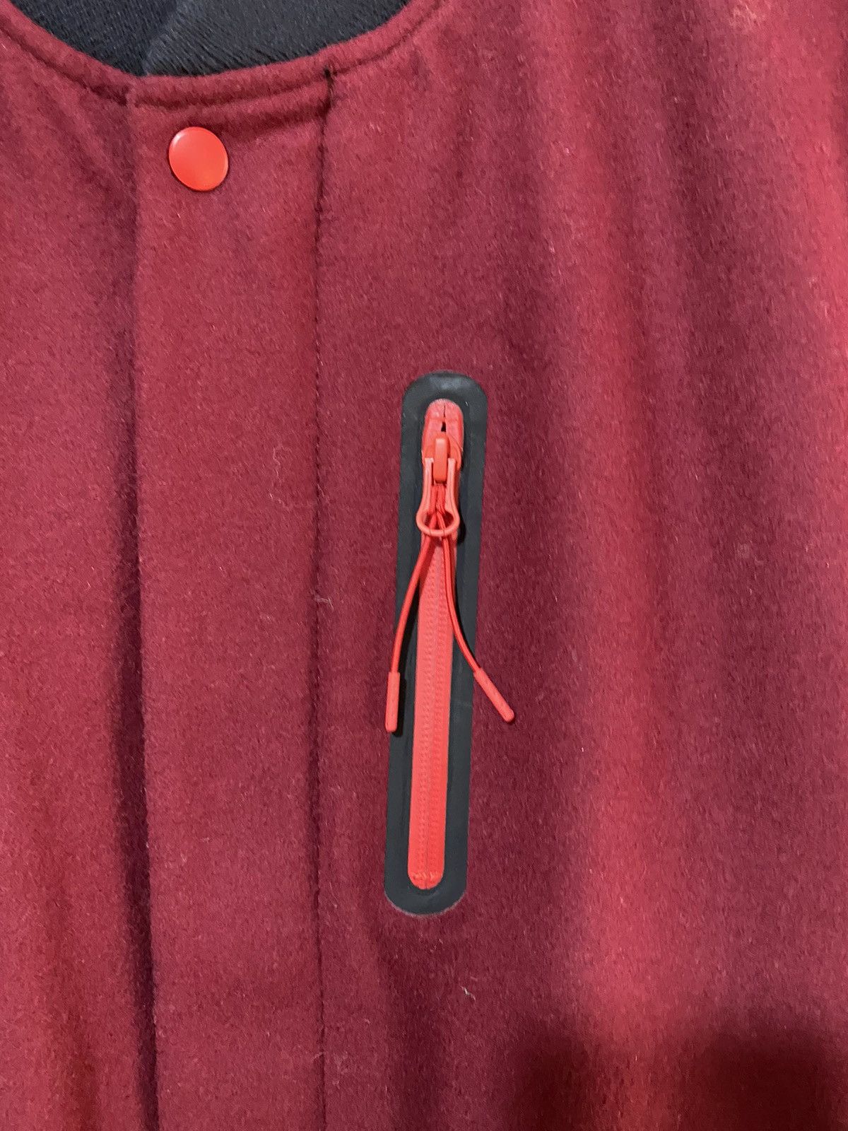 Nike Nike Destroyer Varsity Jacket M, red black, with leather Size US M / EU 48-50 / 2 - 3 Thumbnail