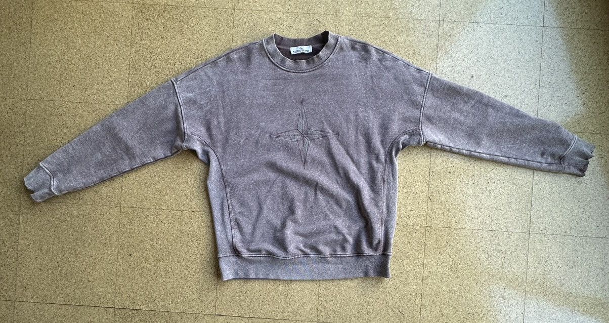 Stone Island Stone Island Mens L Embroidered Sweater Size US L / EU 52-54 / 3 - 1 Thumbnail