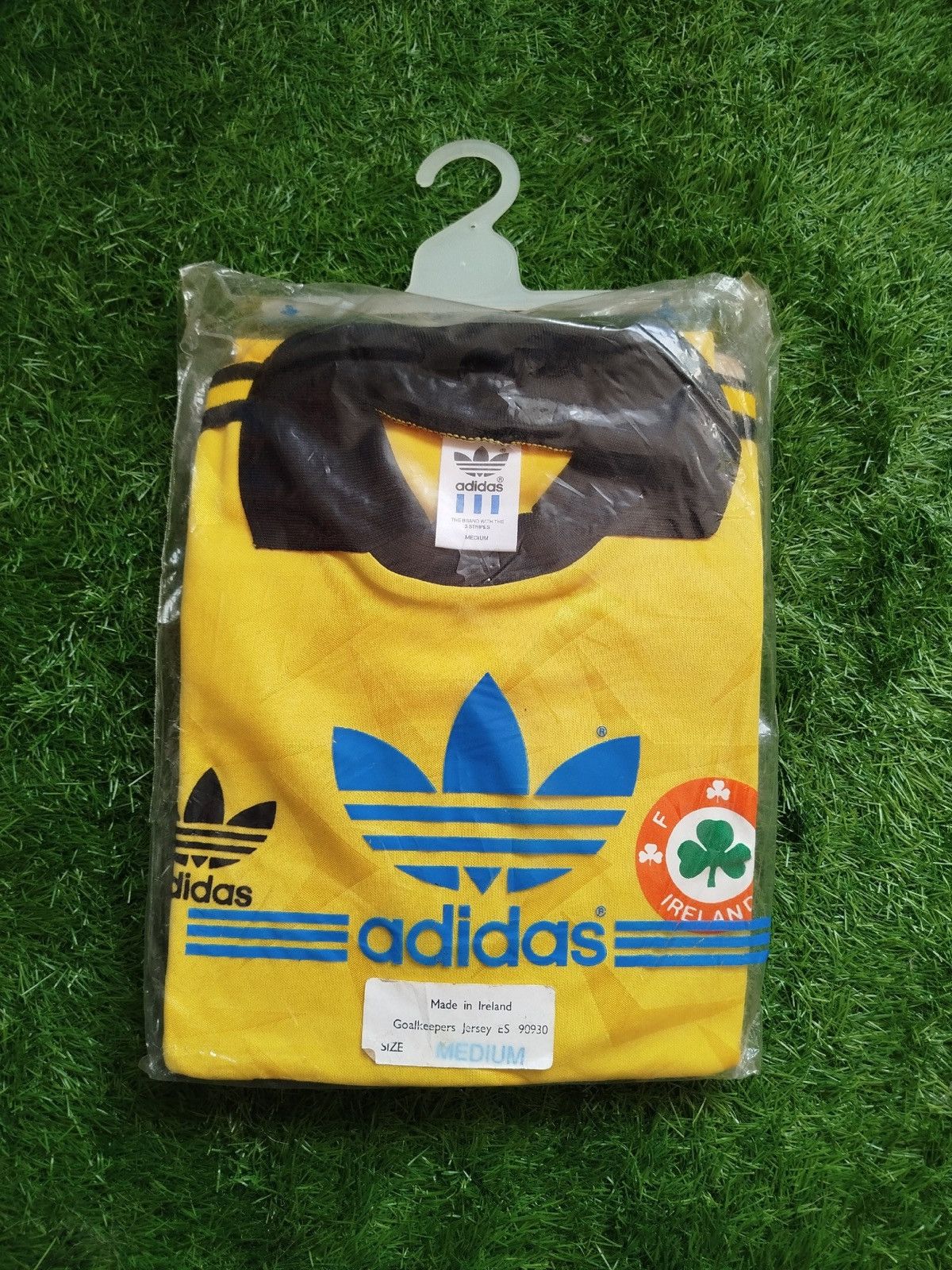 Adidas Ireland 1990/1992 goalkeeper shirt Adidas BNWT Size US M / EU 48-50 / 2 - 1 Thumbnail
