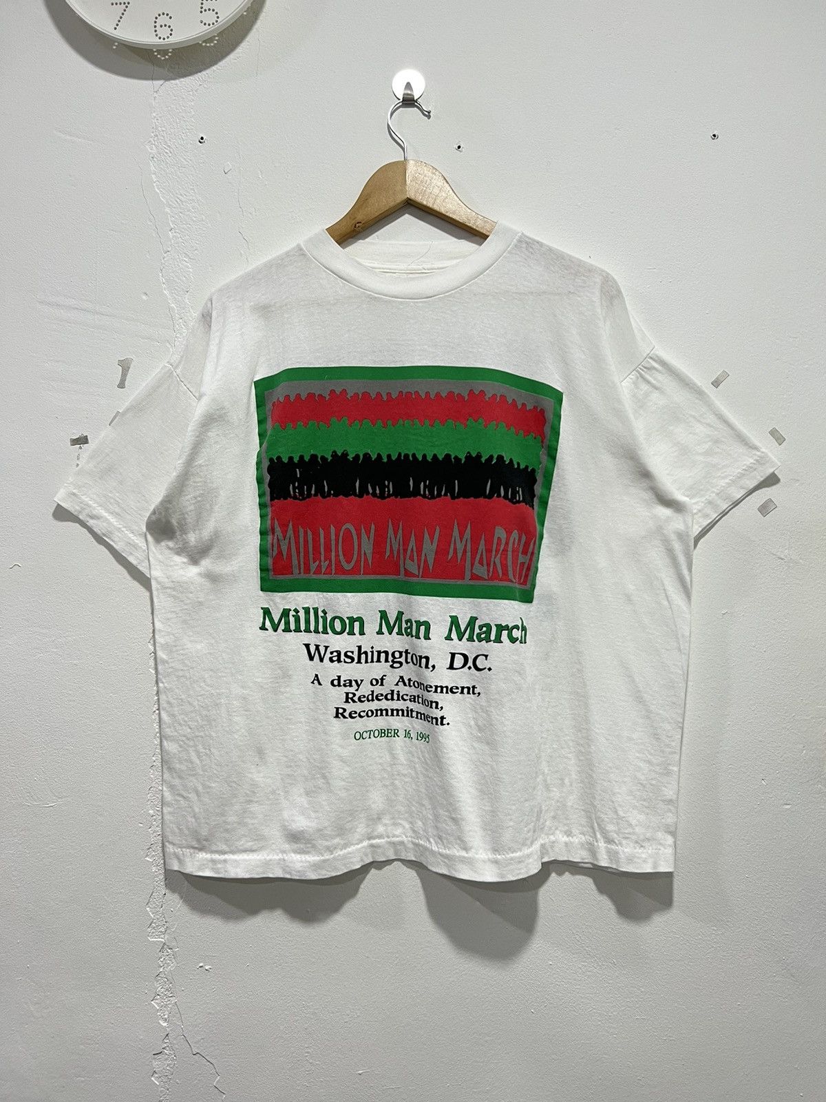 Vintage Vintage 1995’ Million Man March History Boxy Tshirt Size US XL / EU 56 / 4 - 1 Thumbnail