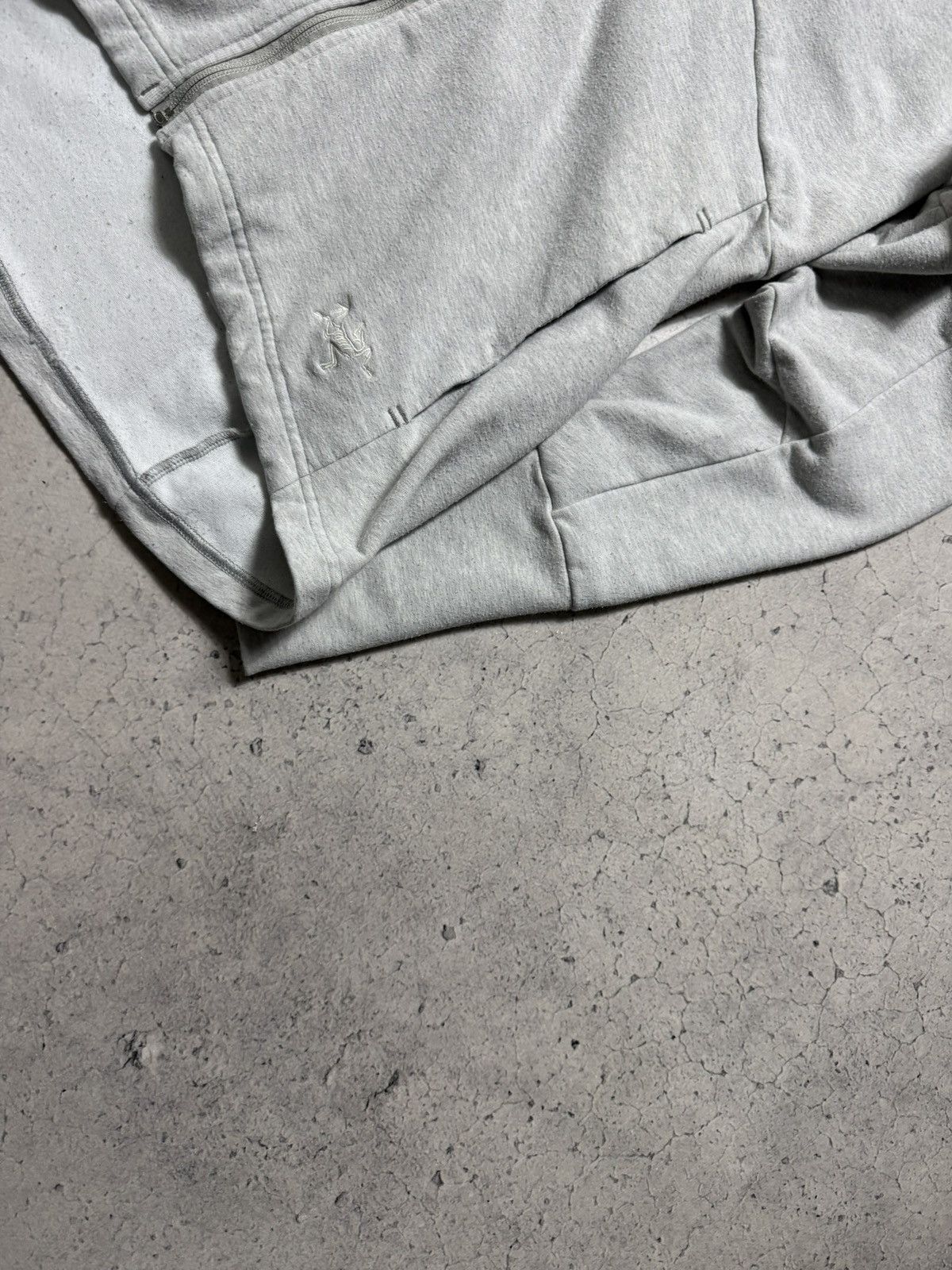 Arc'teryx Arc’teryx Women’s Outdoor Full Zip Hoodie Size M Size M / US 6-8 / IT 42-44 - 3 Thumbnail