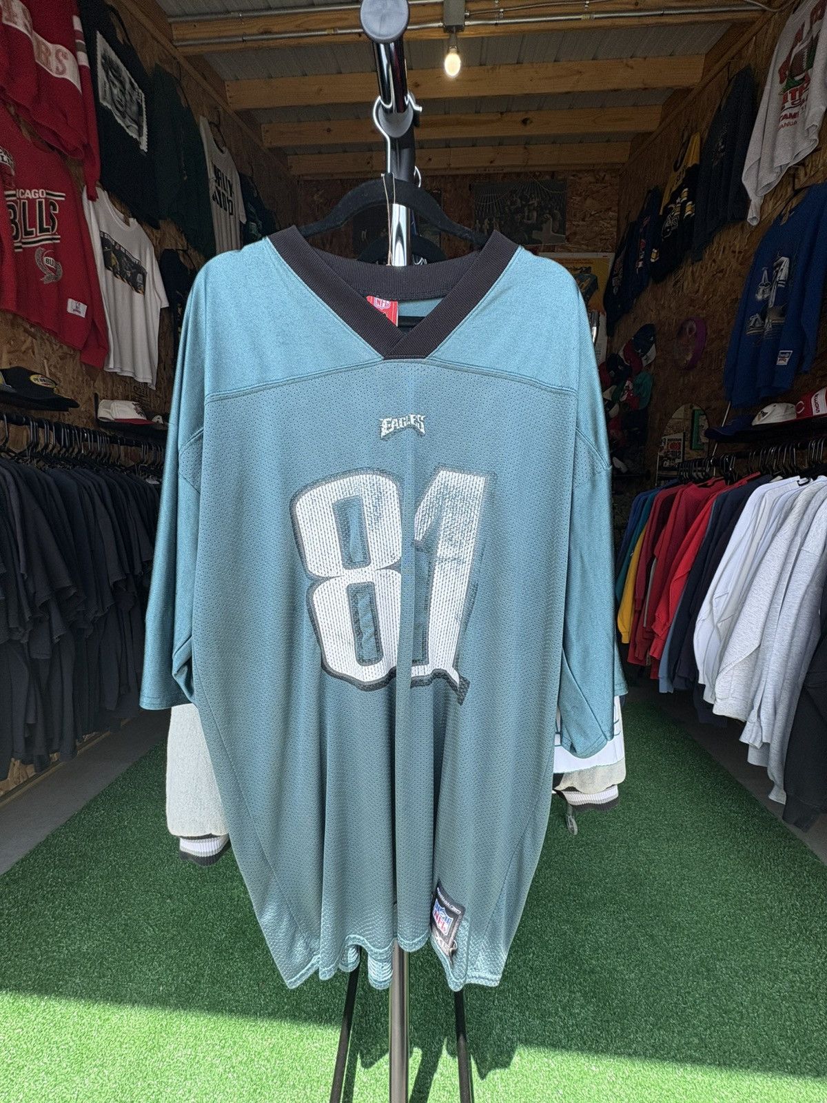 NFL × Vintage Vintage 2004 Terrell Owen’s Philadelphia Eagles jersey Size US XL / EU 56 / 4 - 5 Thumbnail