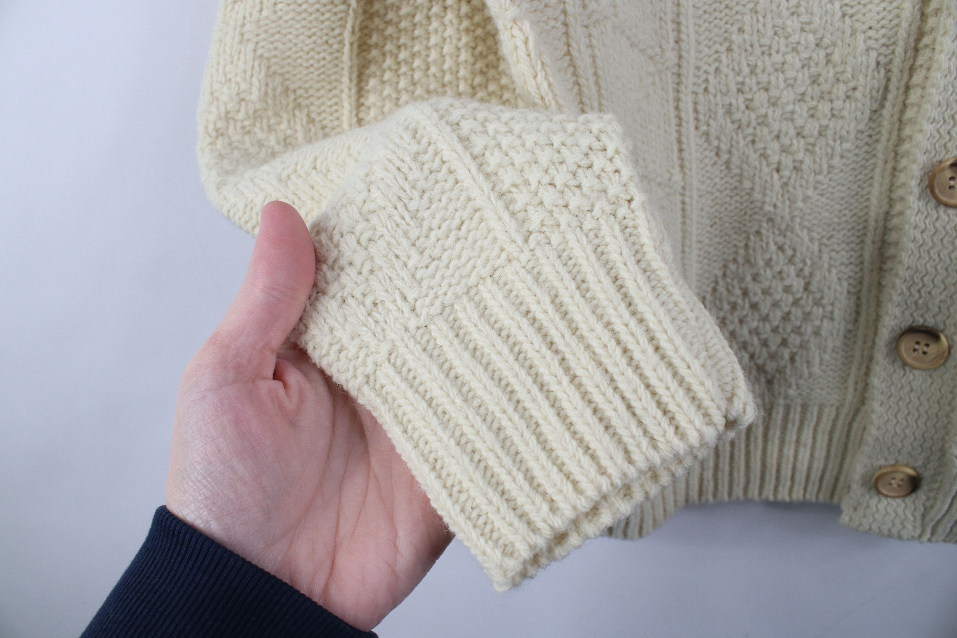 Vintage Vintage 70s Streetwear Geometric Cardigan Sweater Beige USA Size US S / EU 44-46 / 1 - 5 Thumbnail
