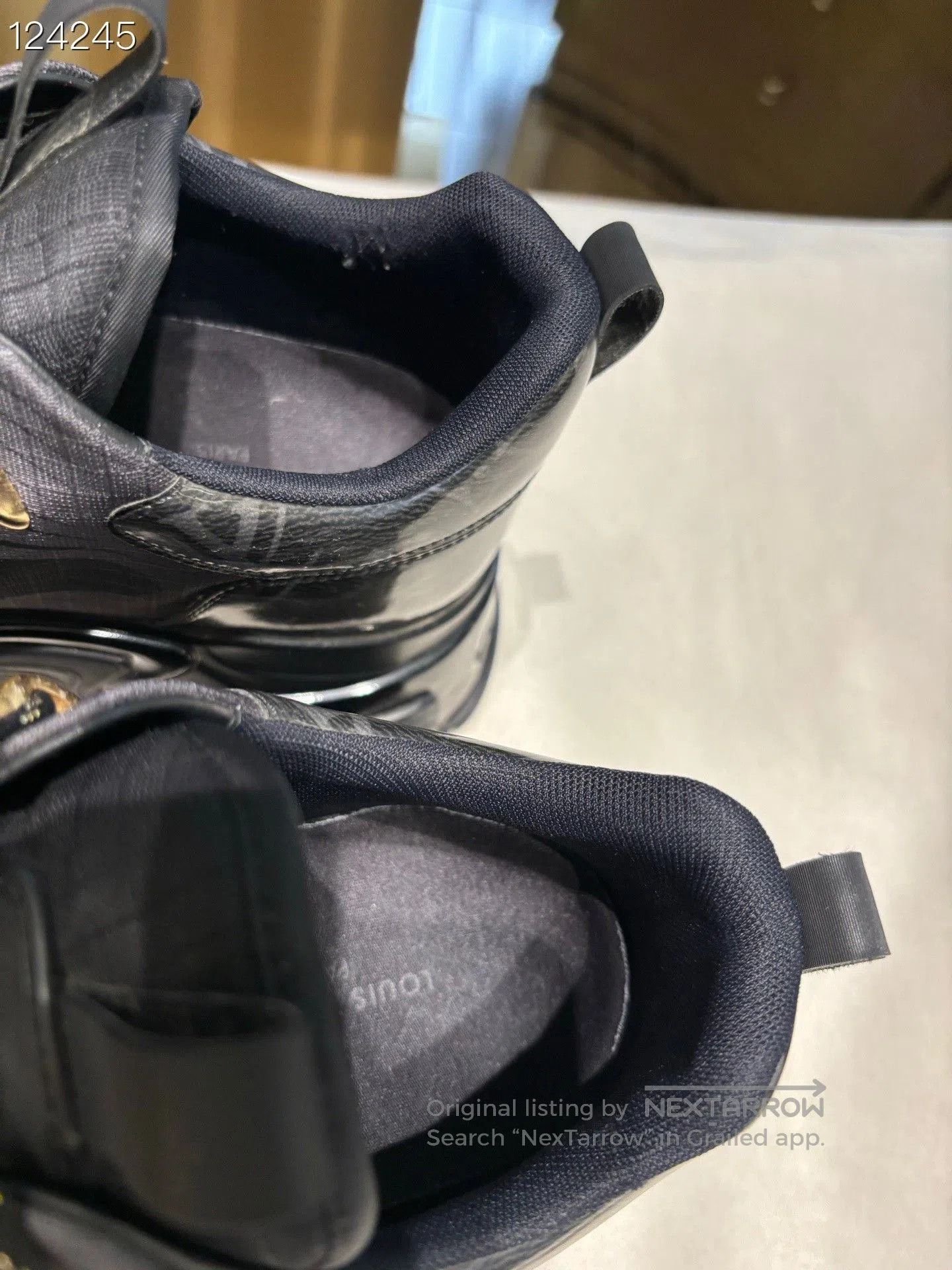 Louis Vuitton LV Run Away Low. Size US 7 / EU 40 - 3 Thumbnail